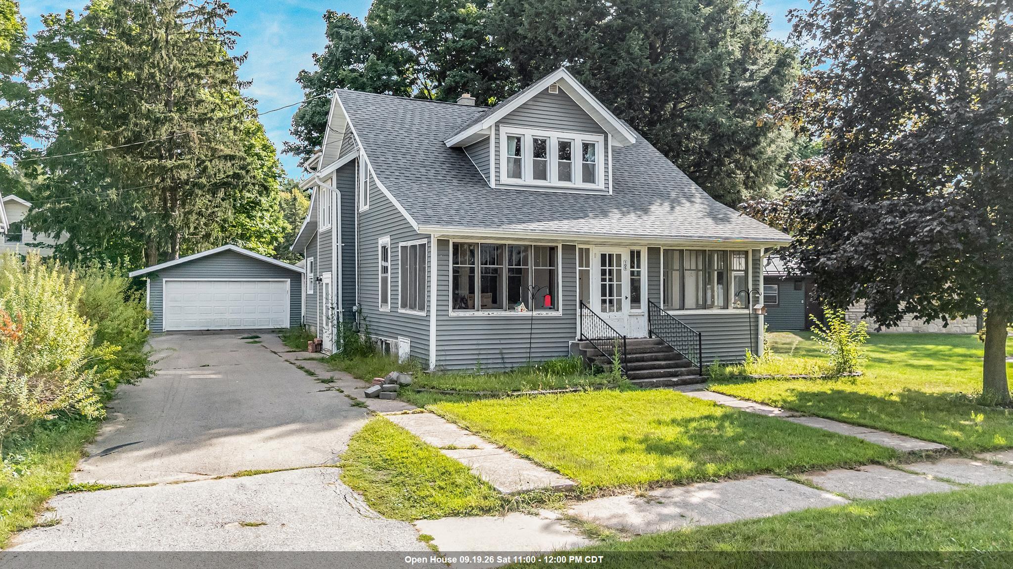 105 E Sumner Street Property Photo 1