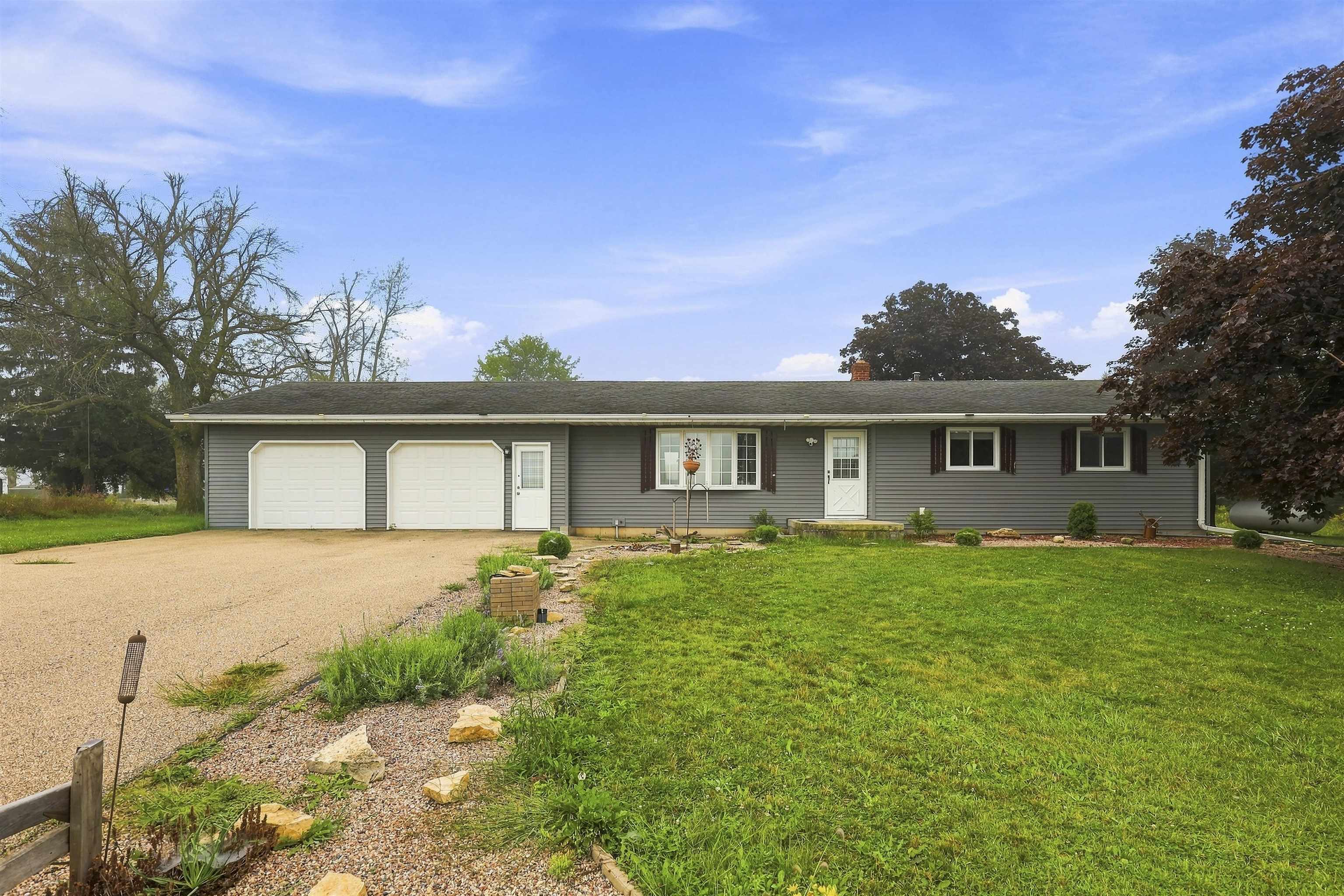 W4011 County Road E Property Photo 1