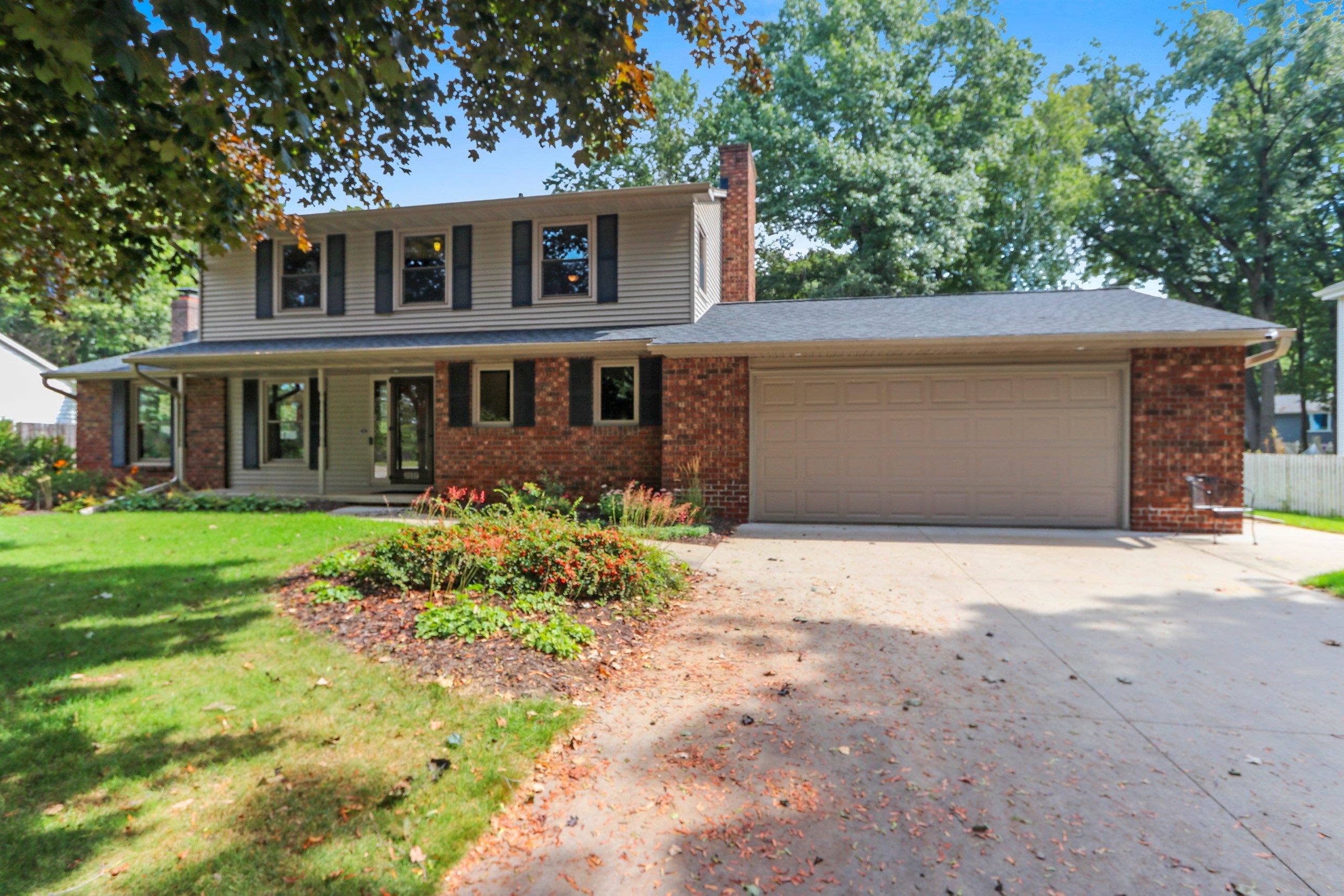 2697 Indian Hill Drive Property Photo 1