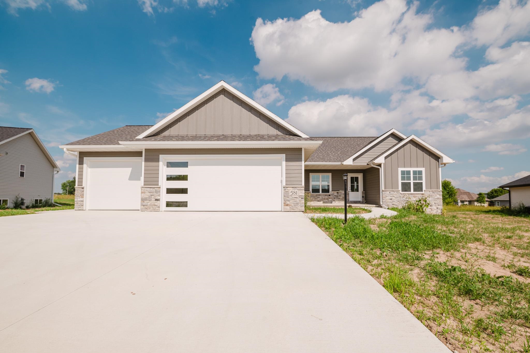 581 Emerald Isle Court Property Photo 1
