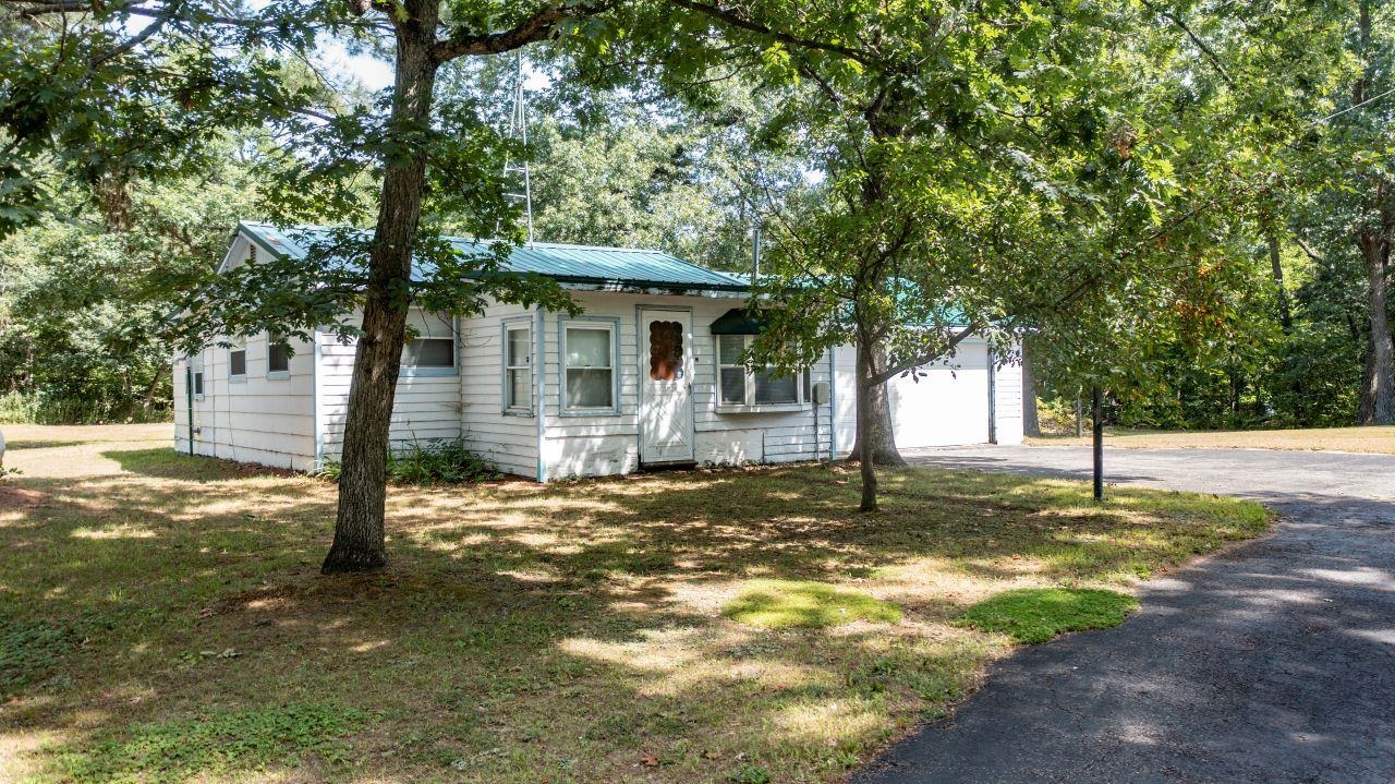 9078 Boelter Lake Drive Property Photo 1