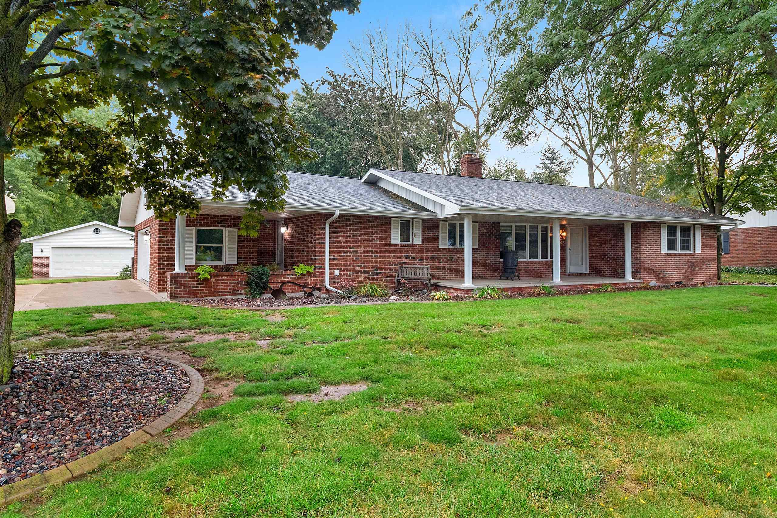 608 Woodside Drive Property Photo 1