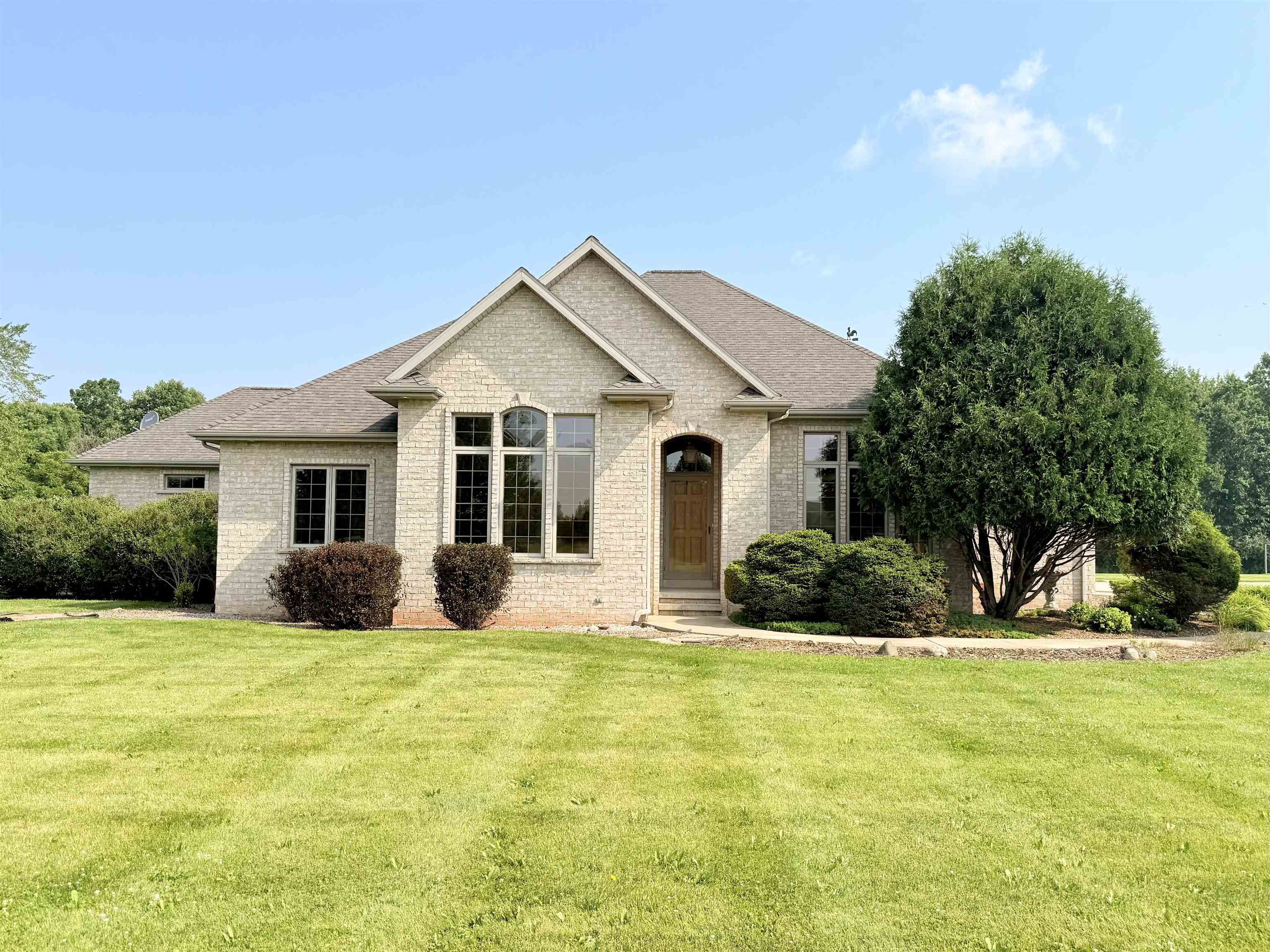 1071 Wrightstown Road Property Photo 1