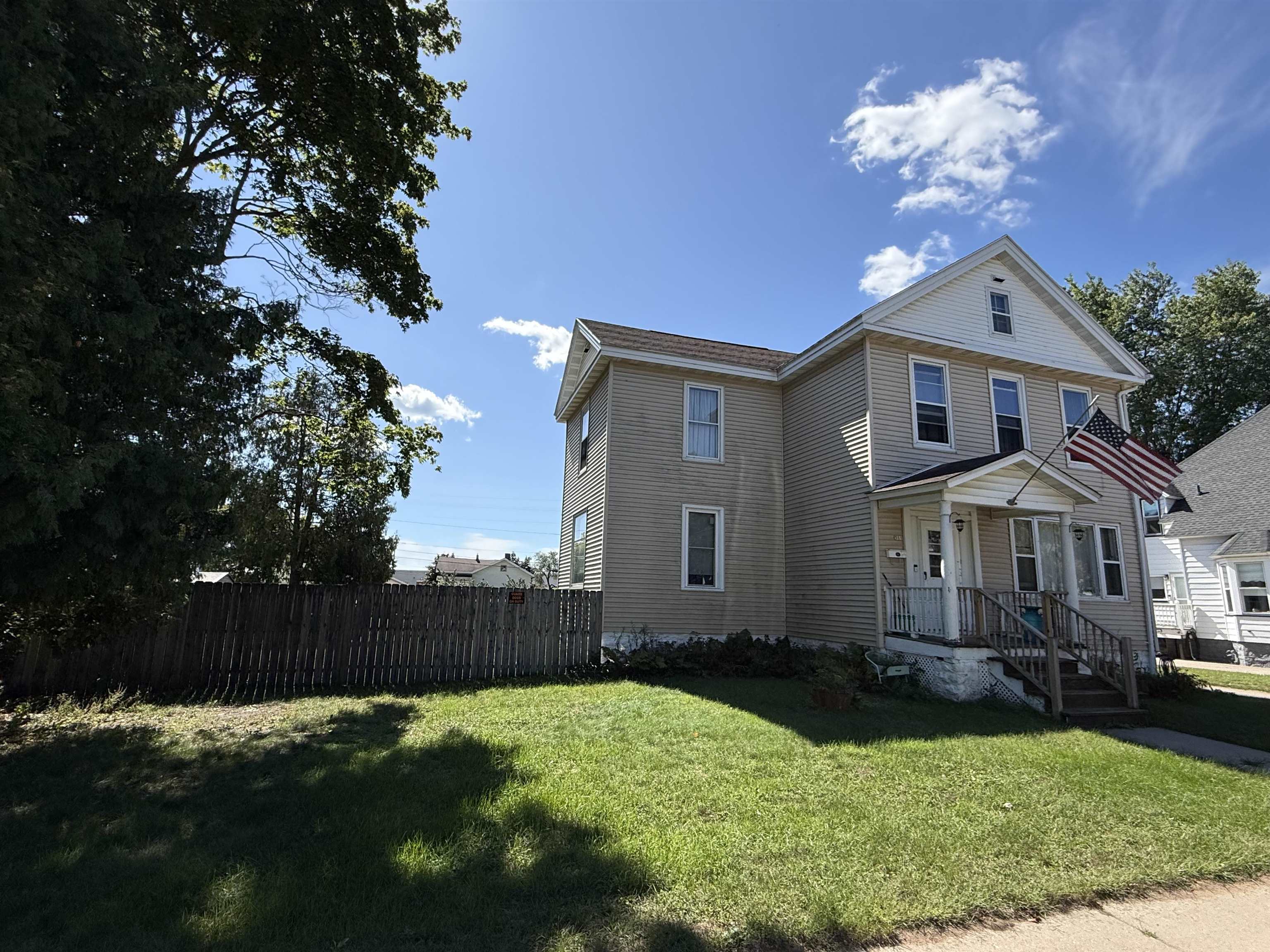 511 5th Avenue Property Photo 1