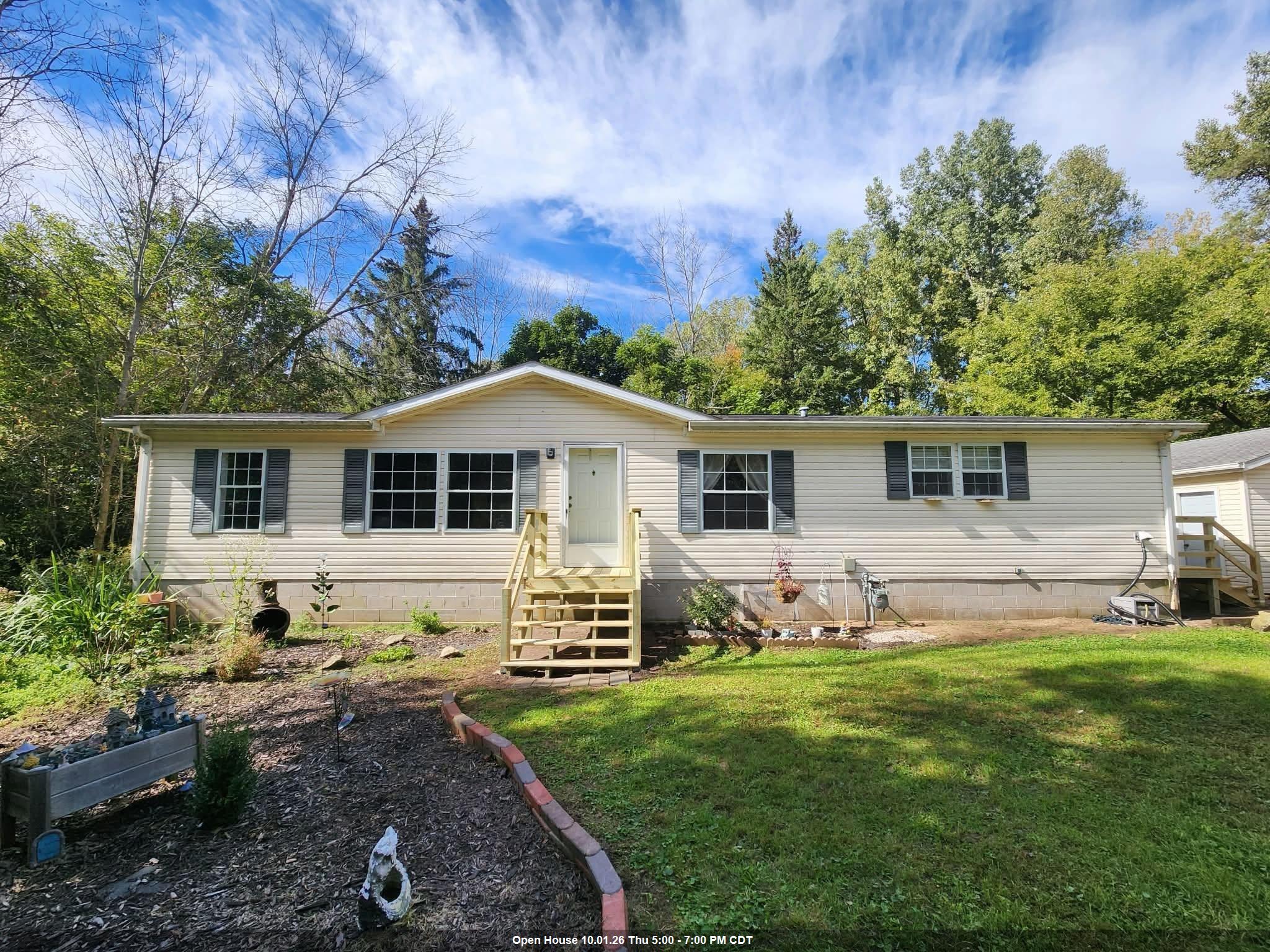 813 Posey Court Property Photo 1