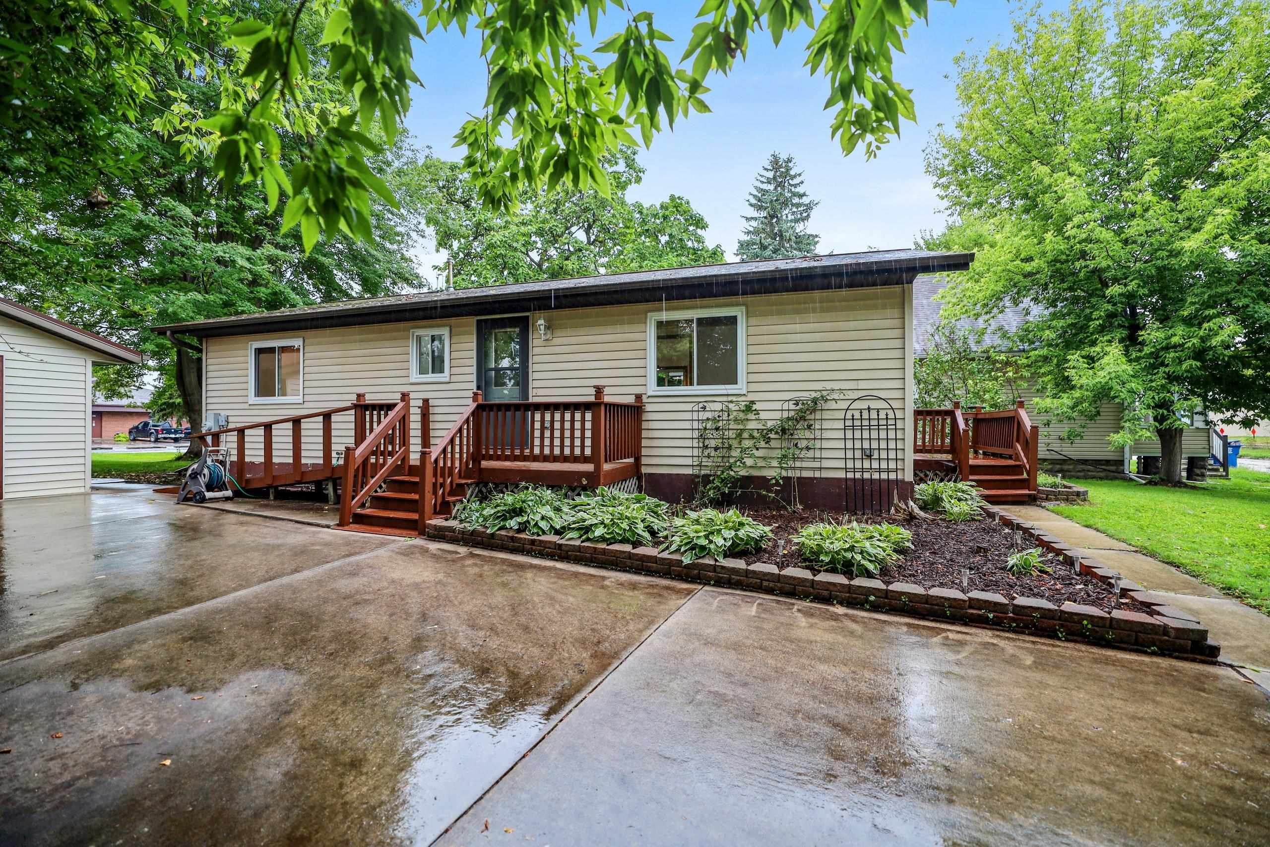 816 Smith Street Property Photo 1