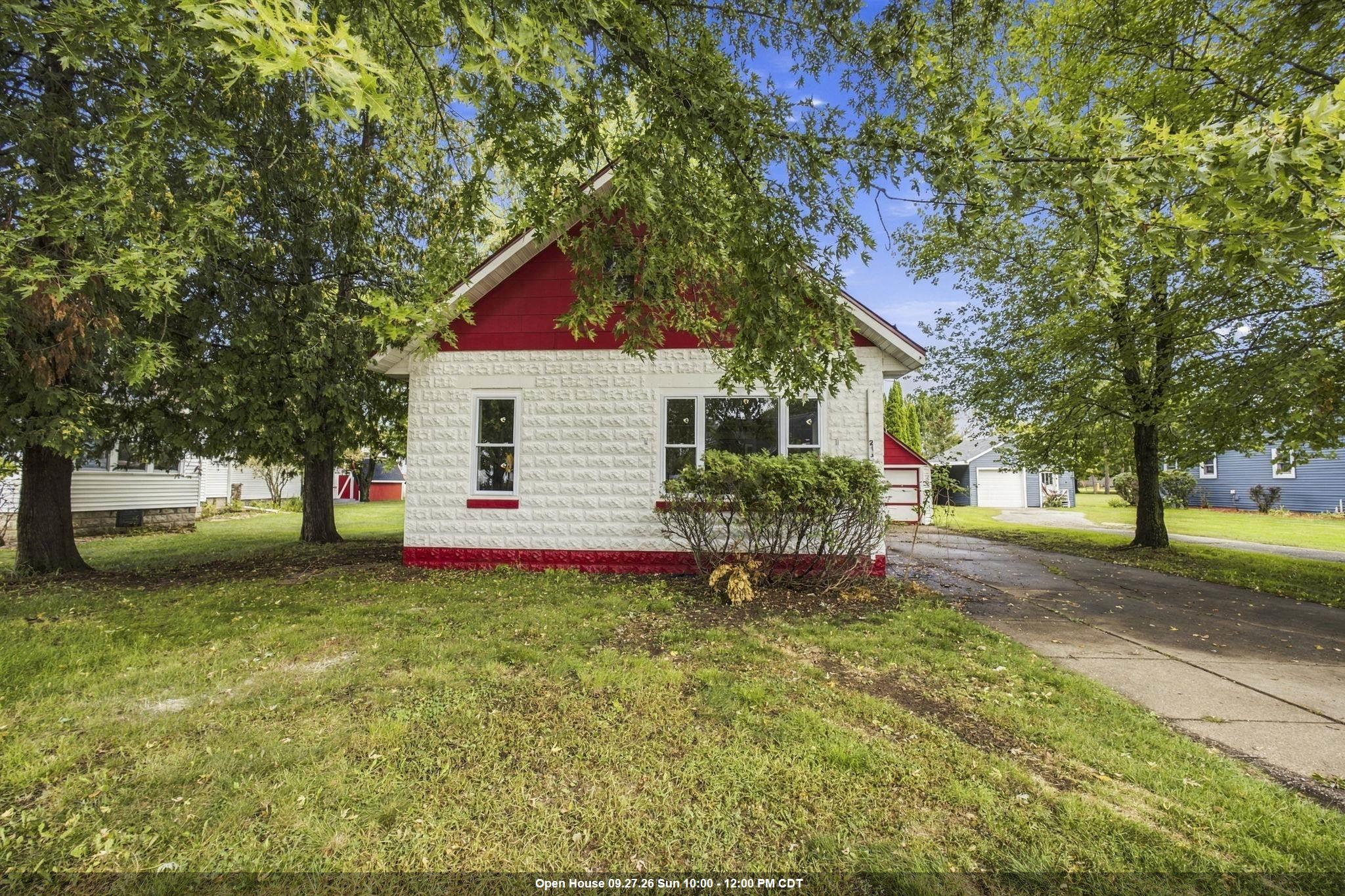 246 Wood Avenue Property Photo 1