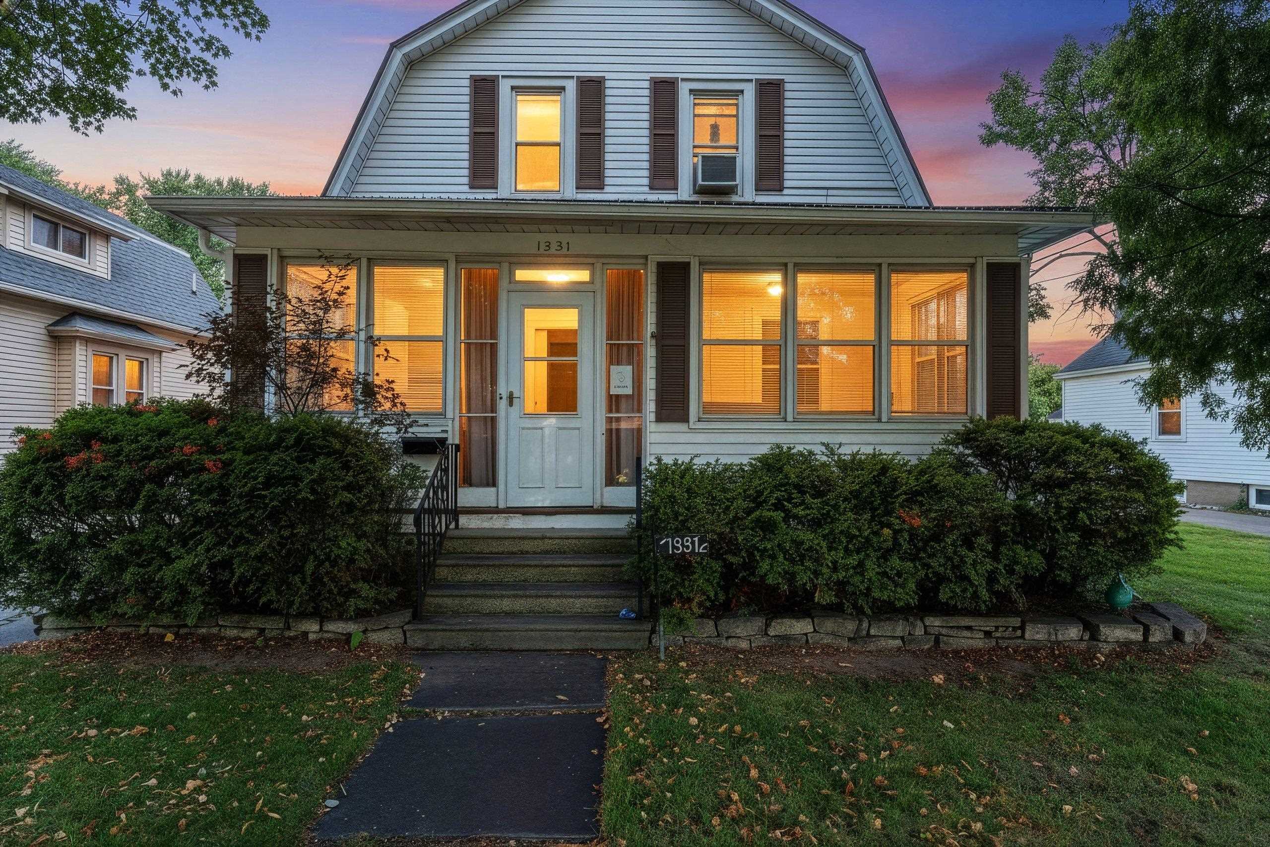 1331 Porlier Street Property Photo 1