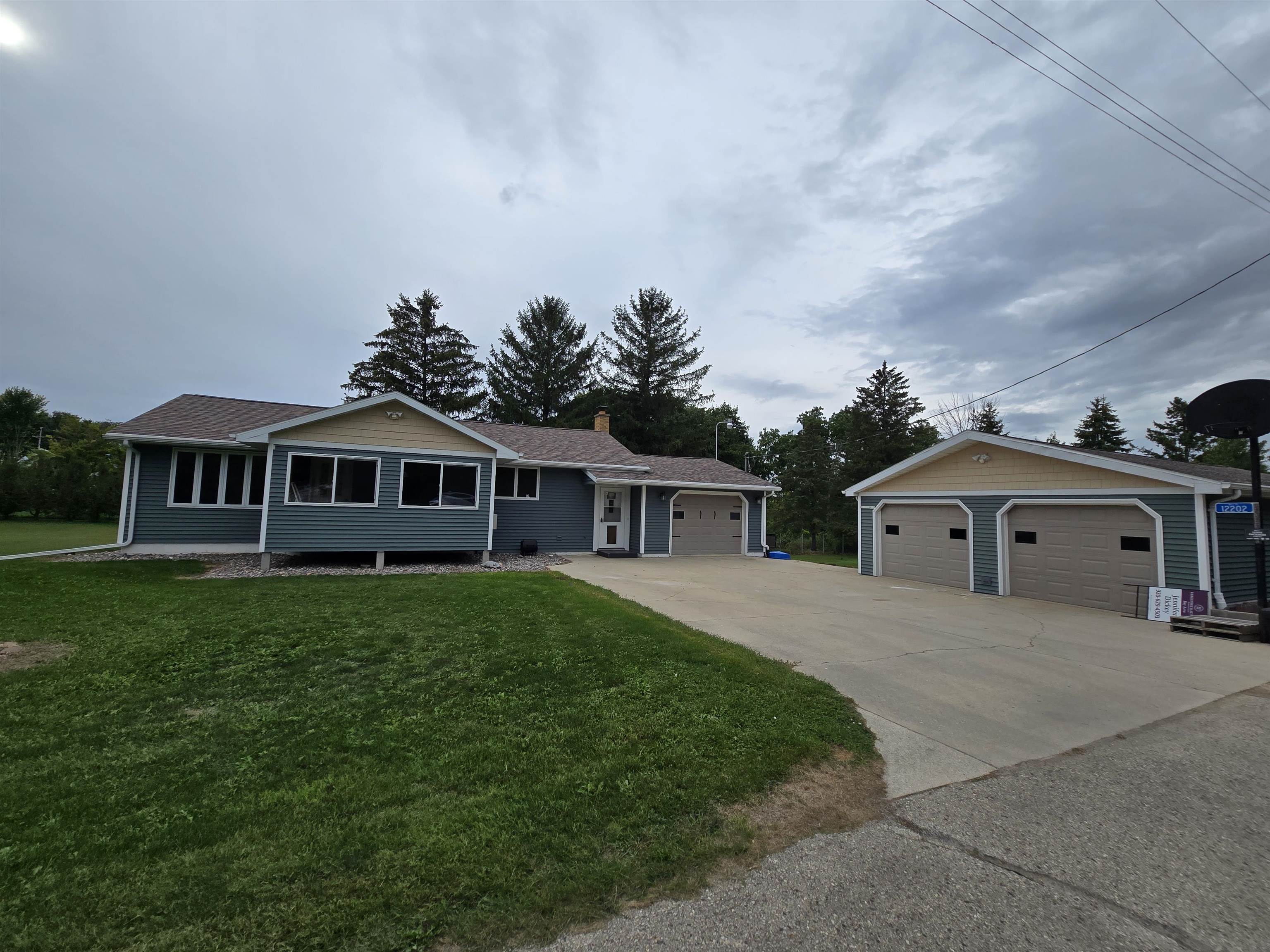 12202 Mill Place Property Photo 1