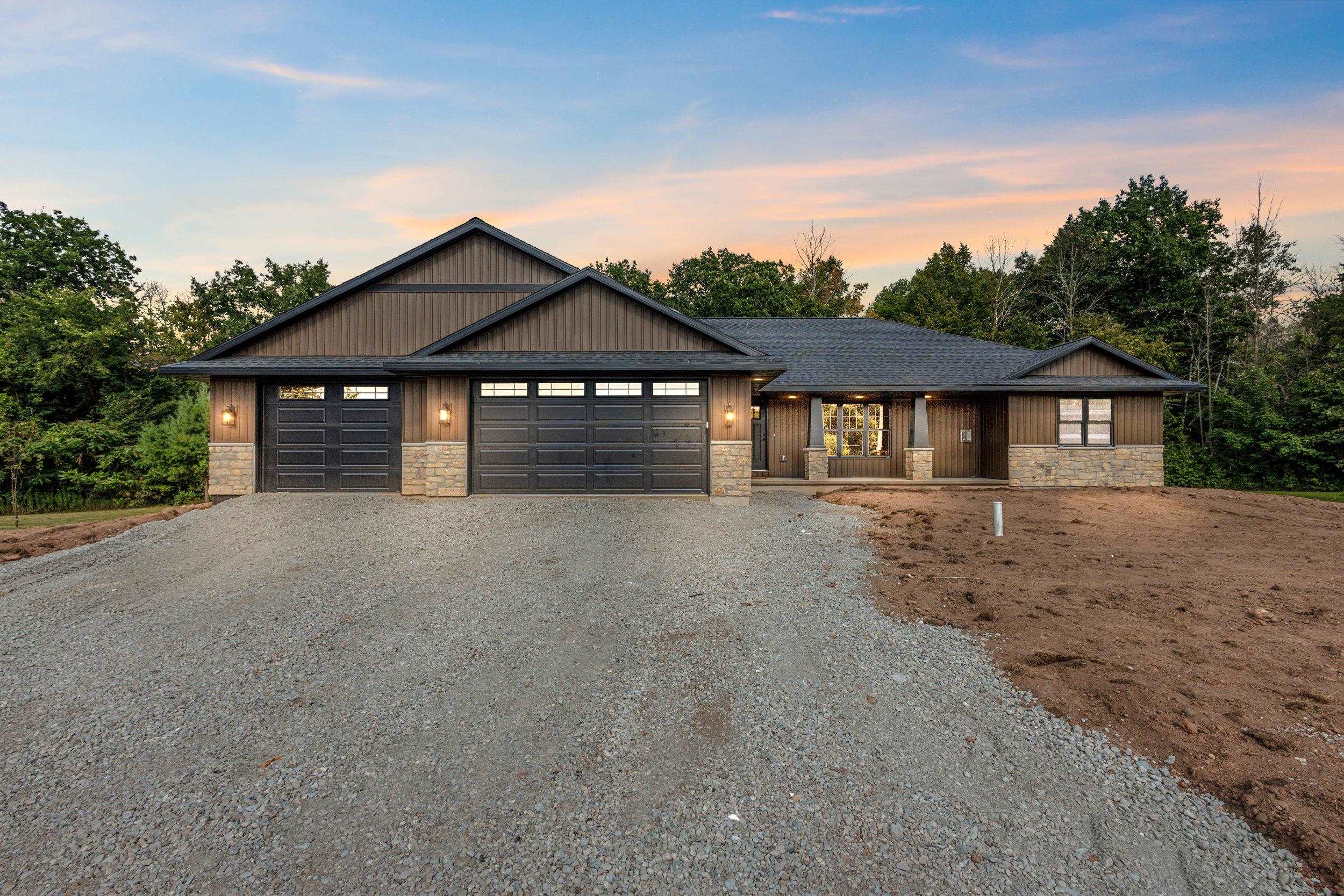 6157 Bay Hill Court Property Photo 1