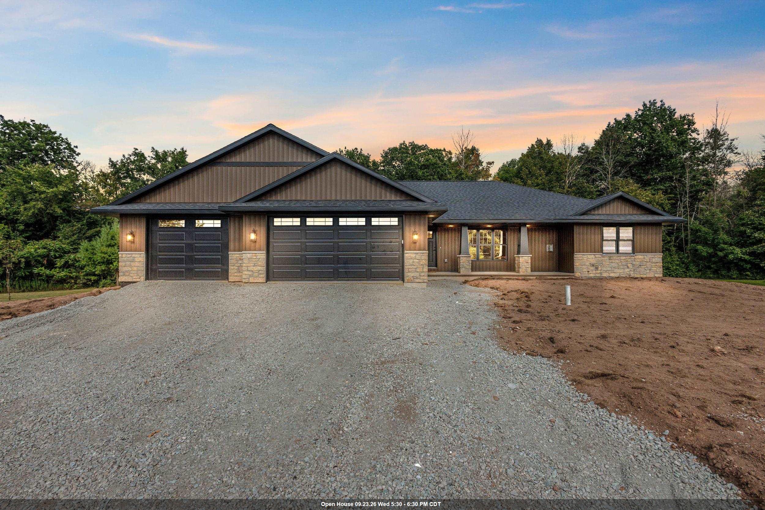 6157 Bay Hill Court Property Photo 1