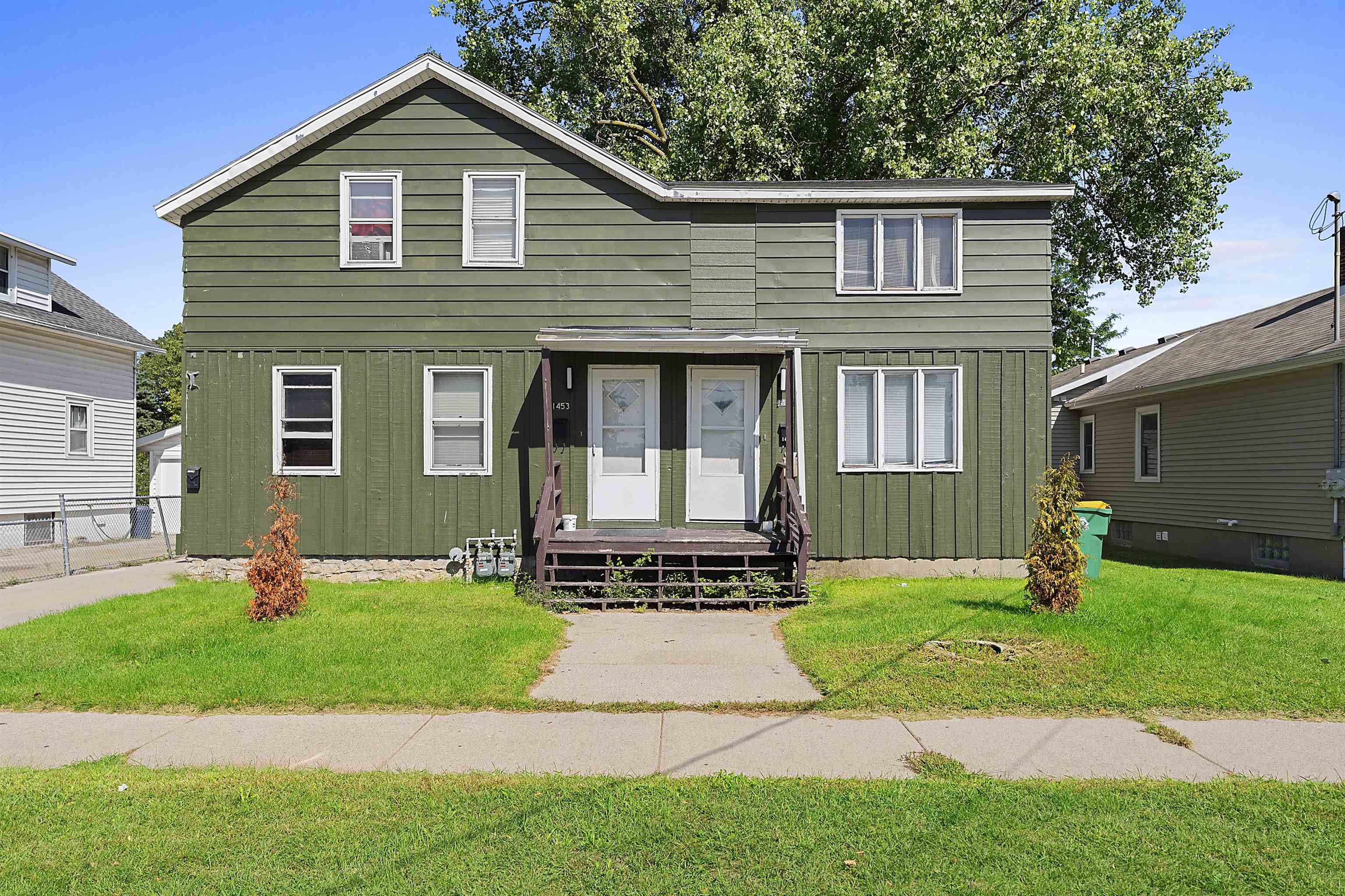 1453 Harvey Street Property Photo 1