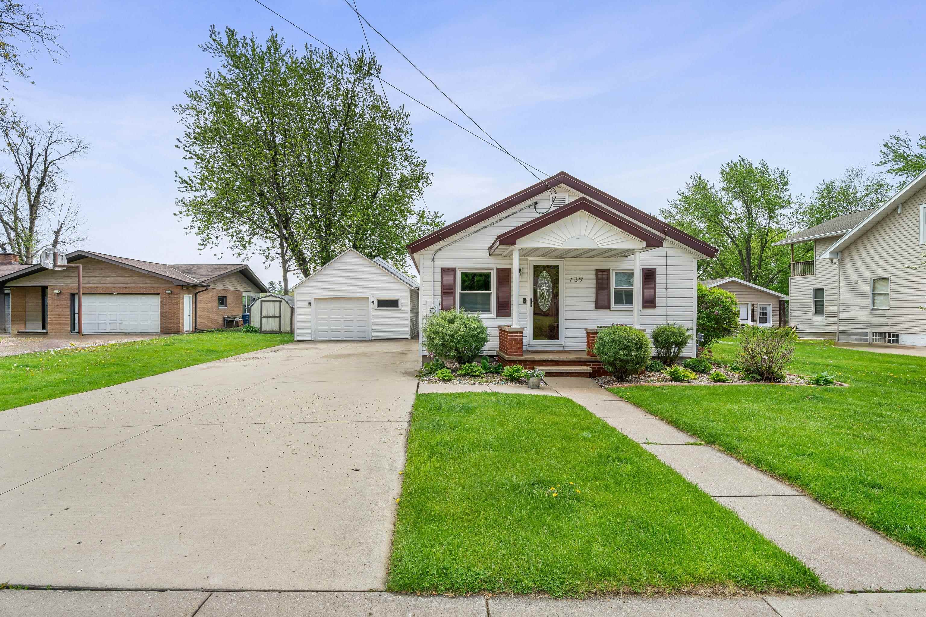 739 Park Street Property Photo 1