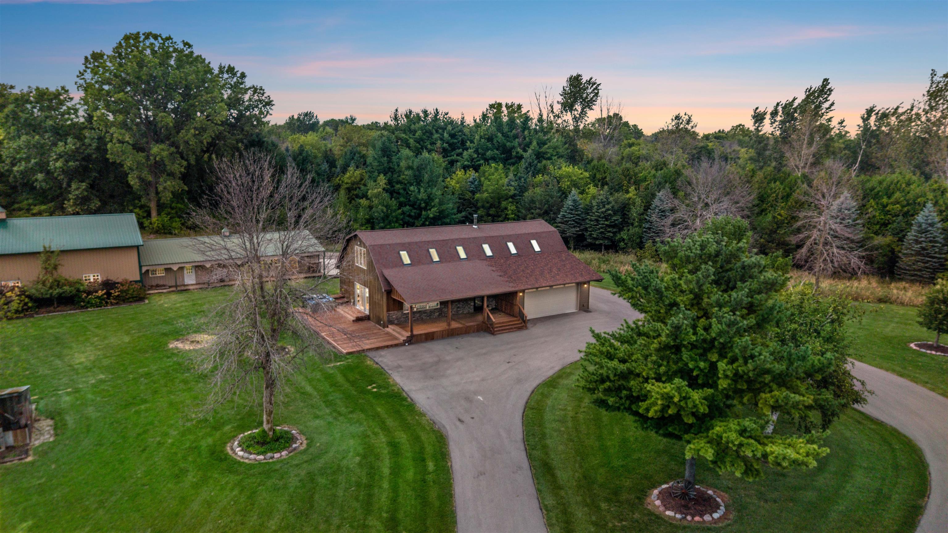 4879 County Road A Property Photo 1