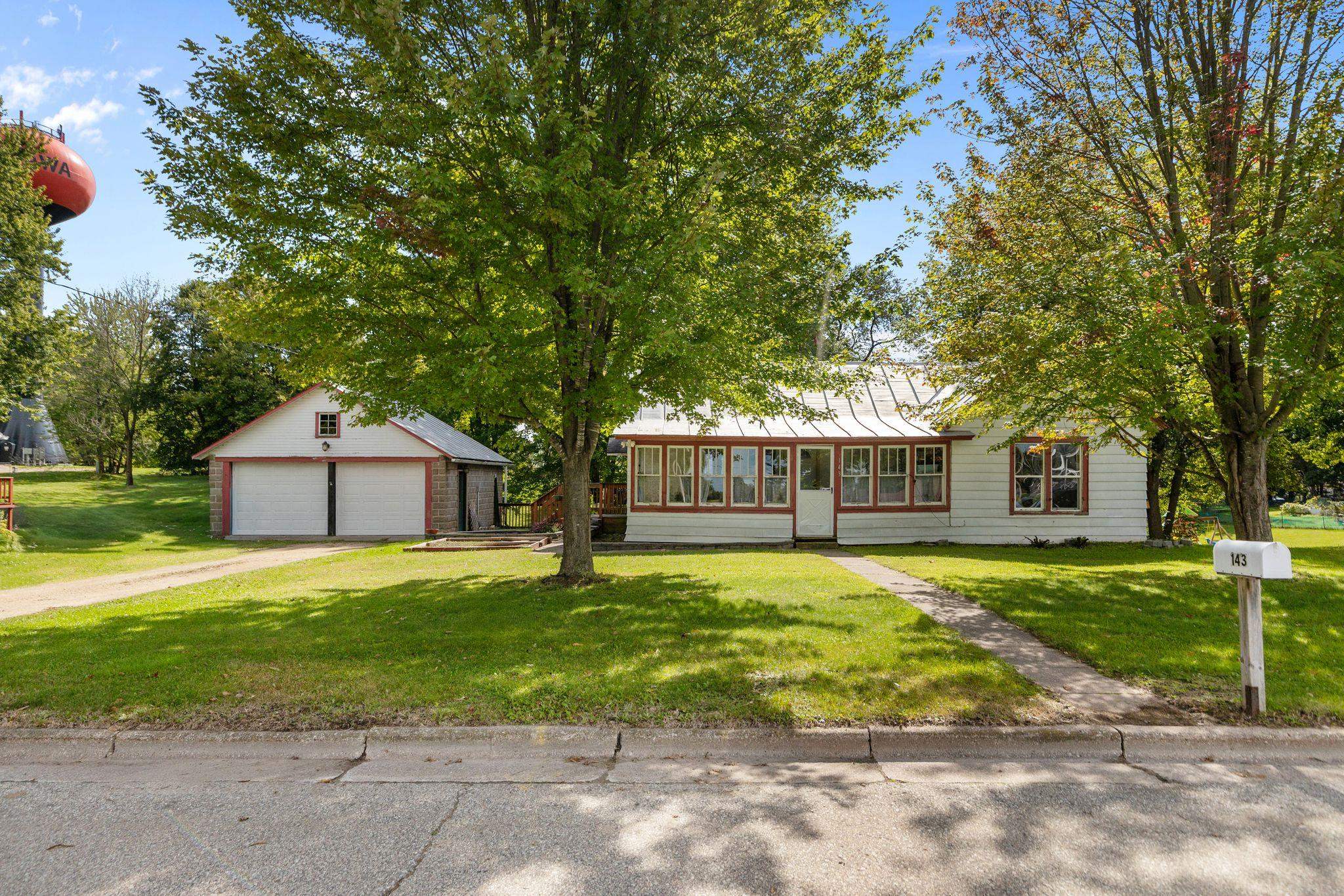 143 High Street Property Photo 1