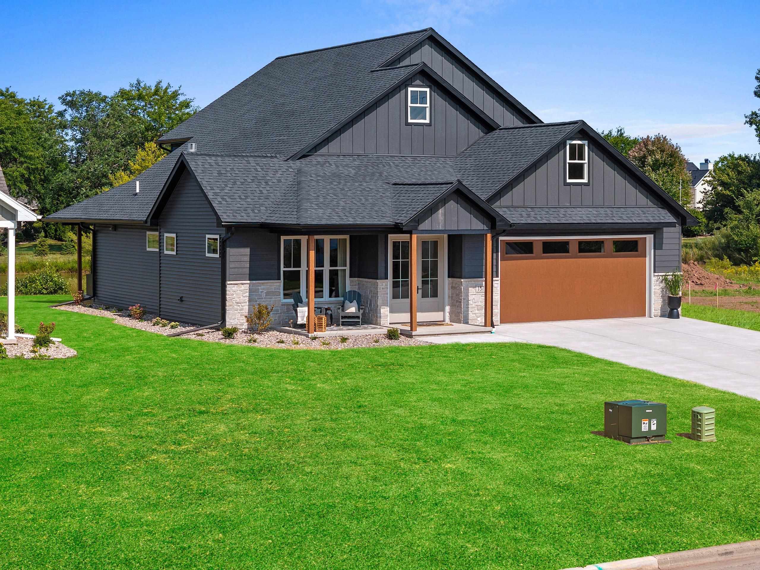 1871 Ledgeview Road Property Photo 1