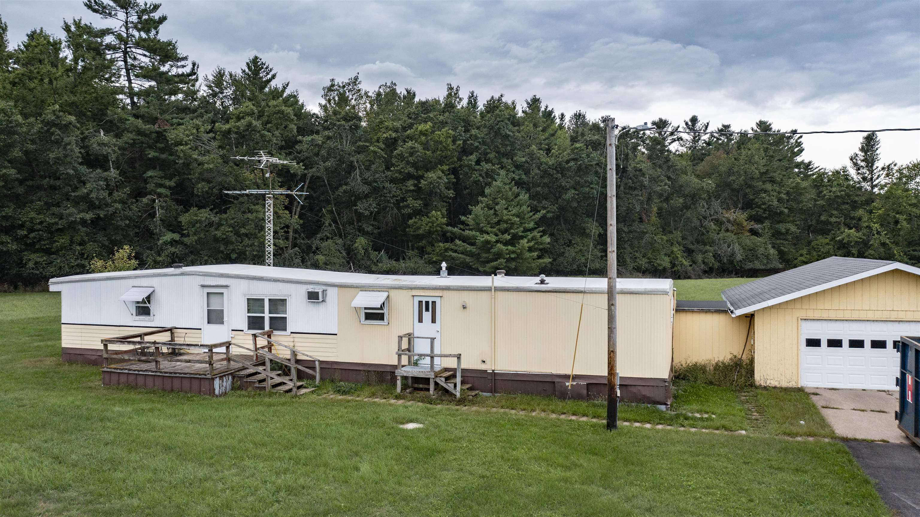 N7791 Tresness Road Property Photo 1