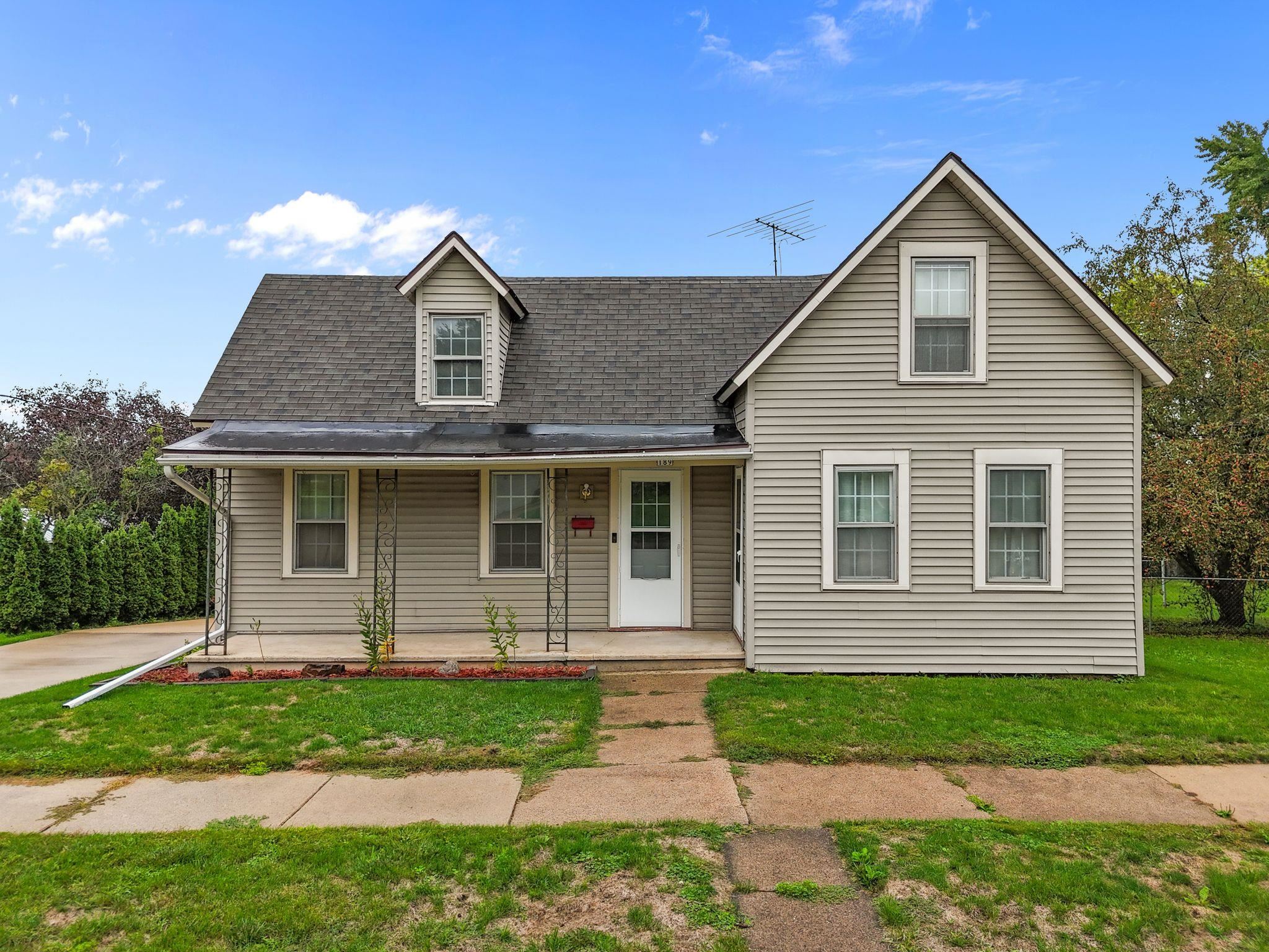 189 E Berlin Street Property Photo 1