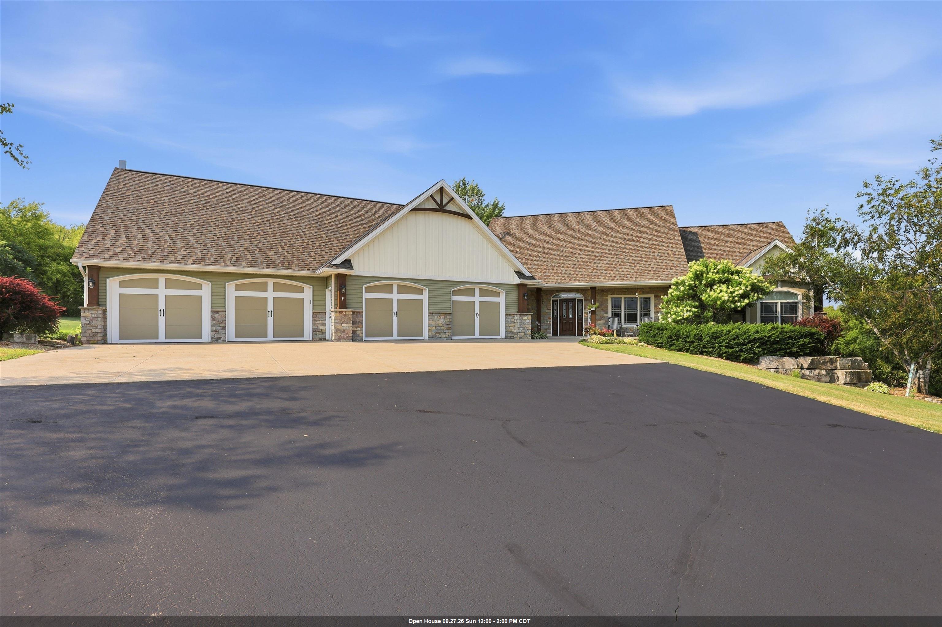 W7575 Schueler Lane Property Photo 1