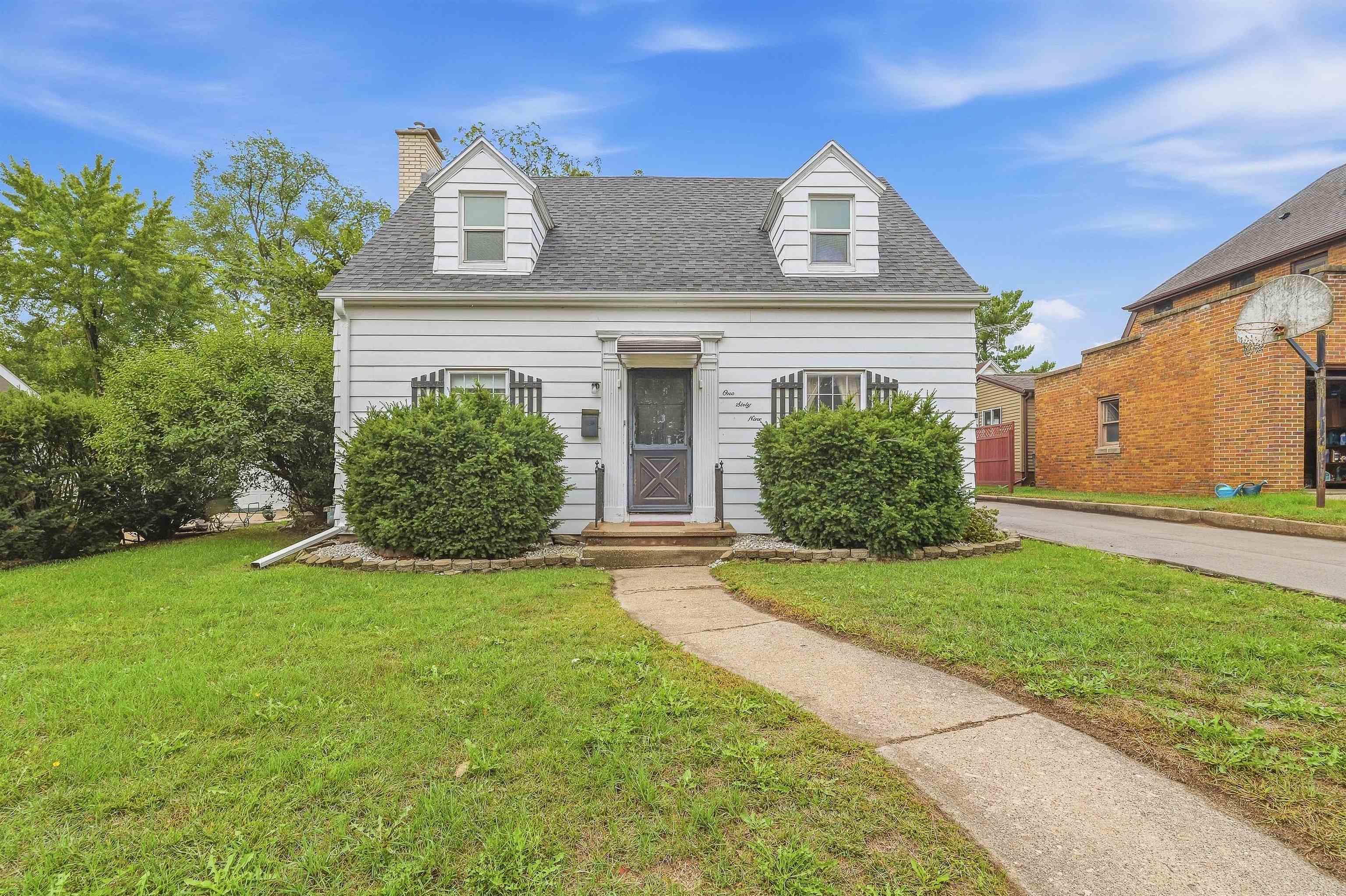 169 S Adams Avenue Property Photo 1