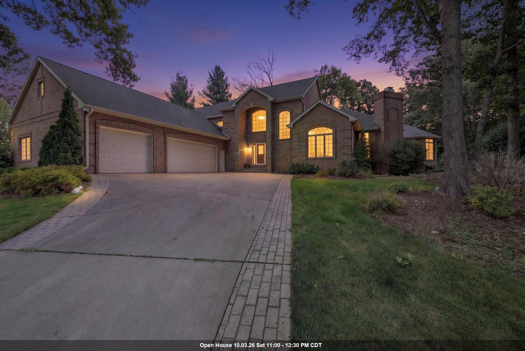 1935 E Telemark Circle Property Photo 1
