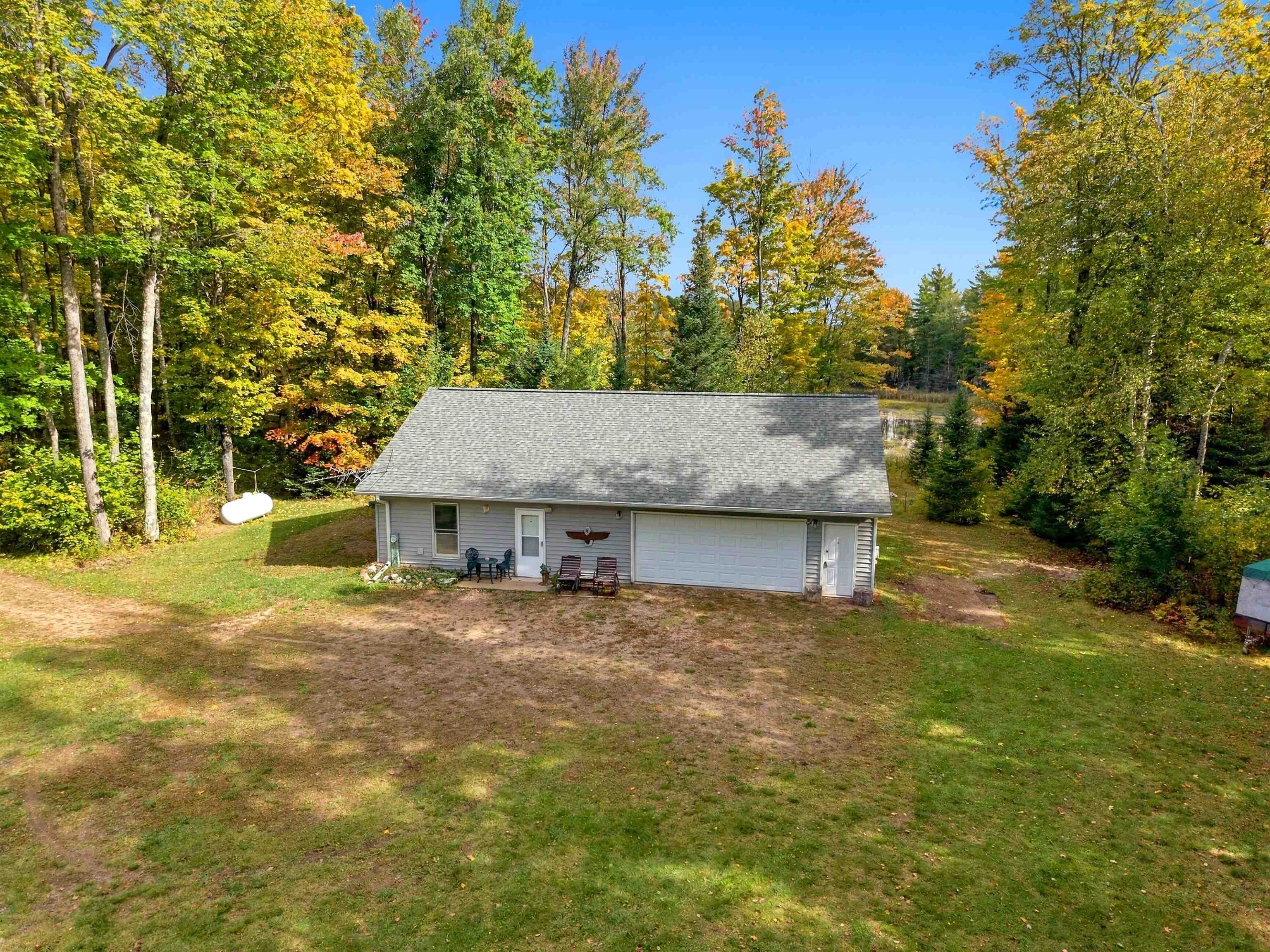 3050 Horseshoe Lake Road Property Photo 1
