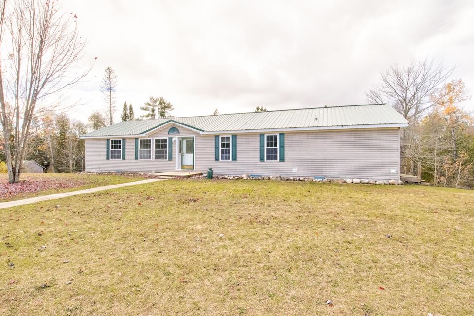 W7642 Sinkler Lane Property Photo 1