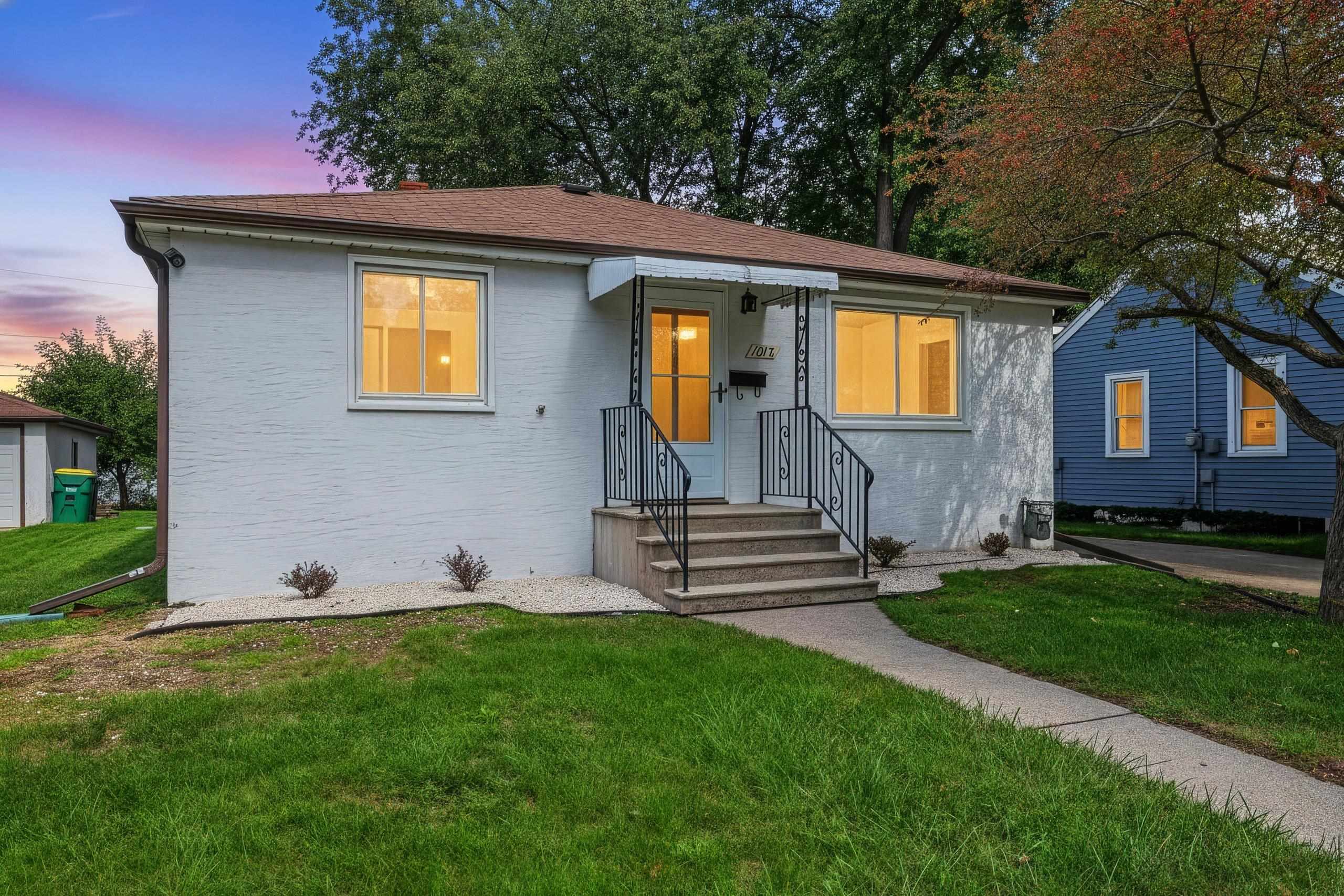 1627 Smith Street Property Photo 1