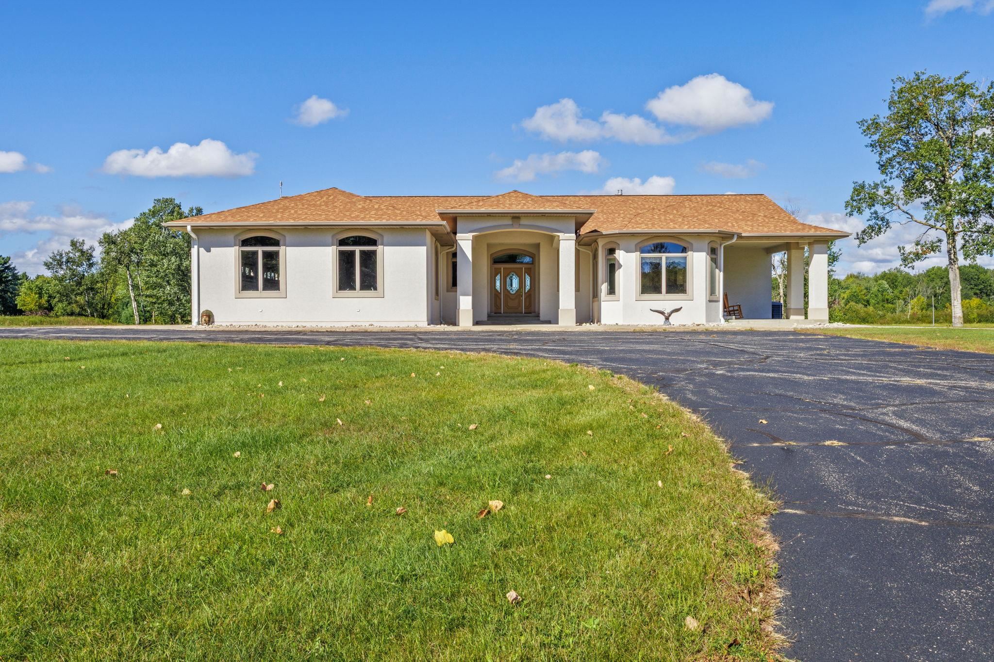 N4009 State Highway 180 Property Photo 1