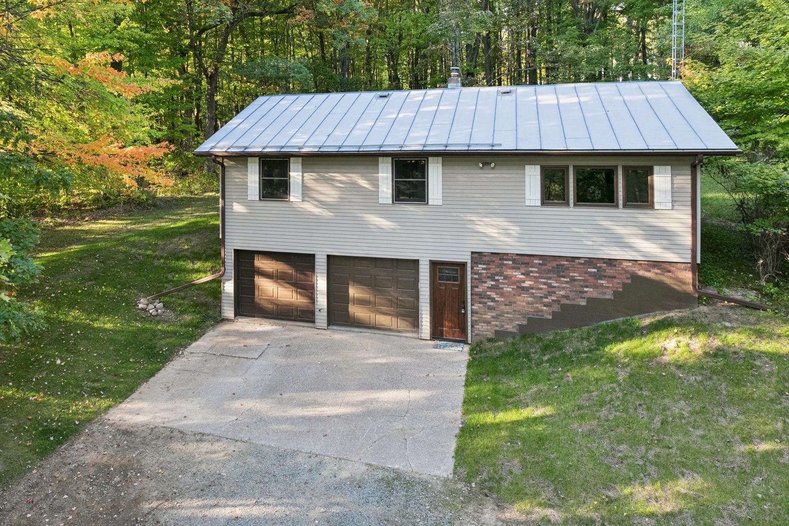 395 COUNTY ROAD A NORTH