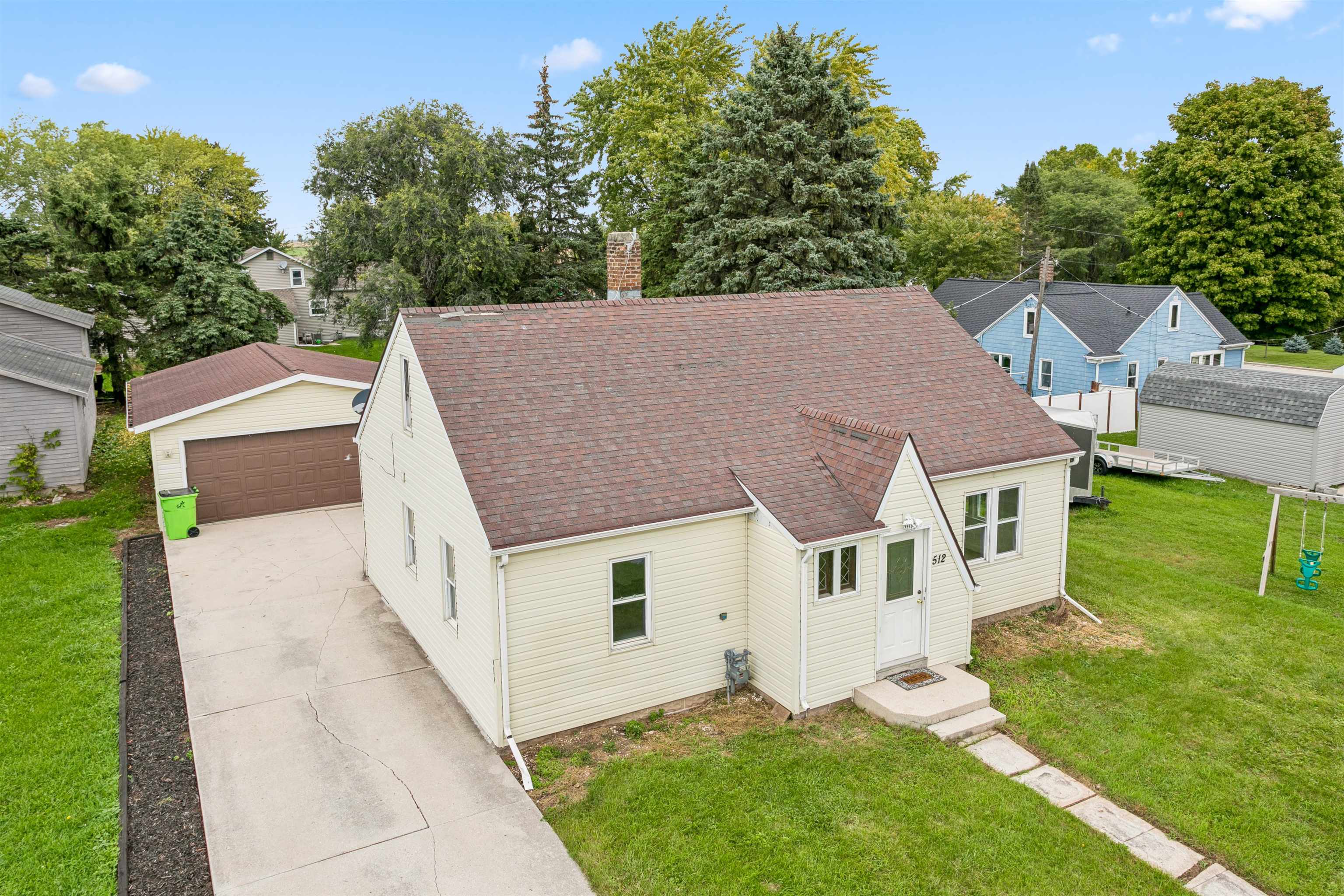 512 Wall Street Property Photo 1