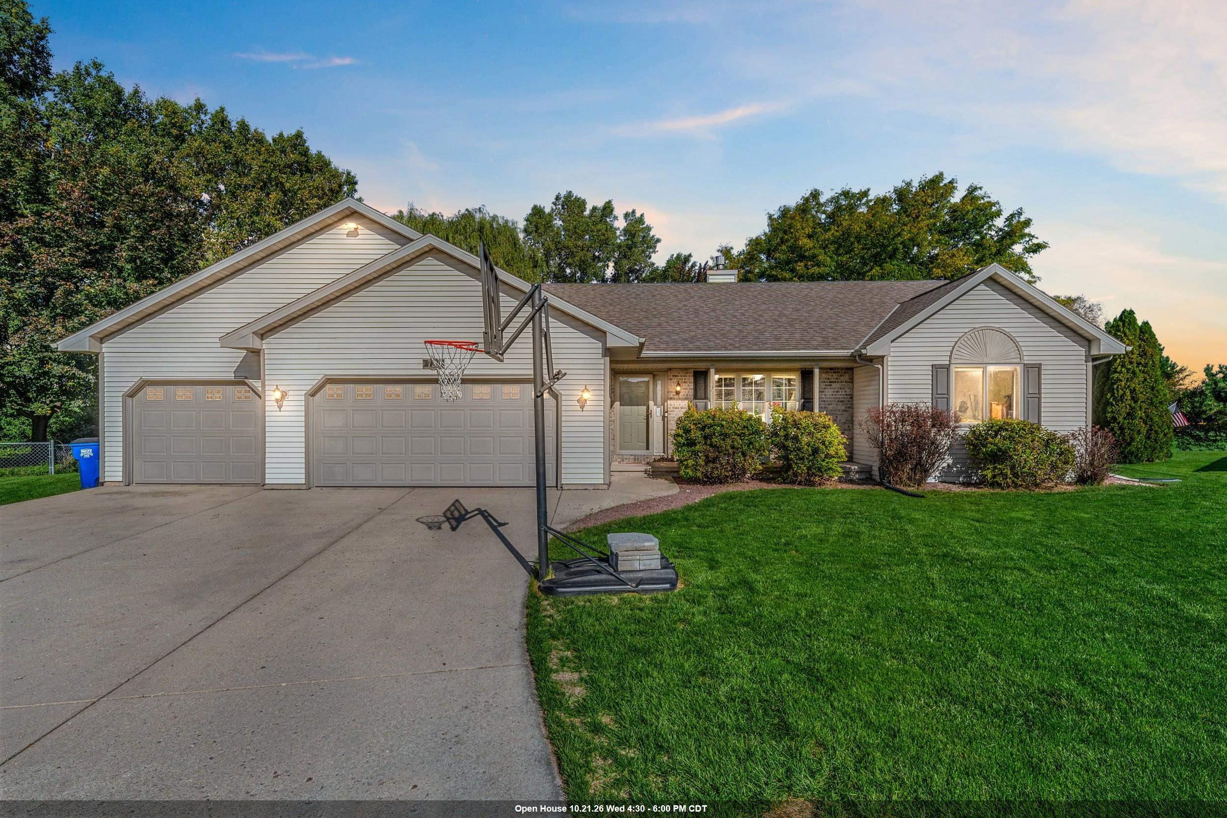 720 Hickory Valley Court Property Photo 1