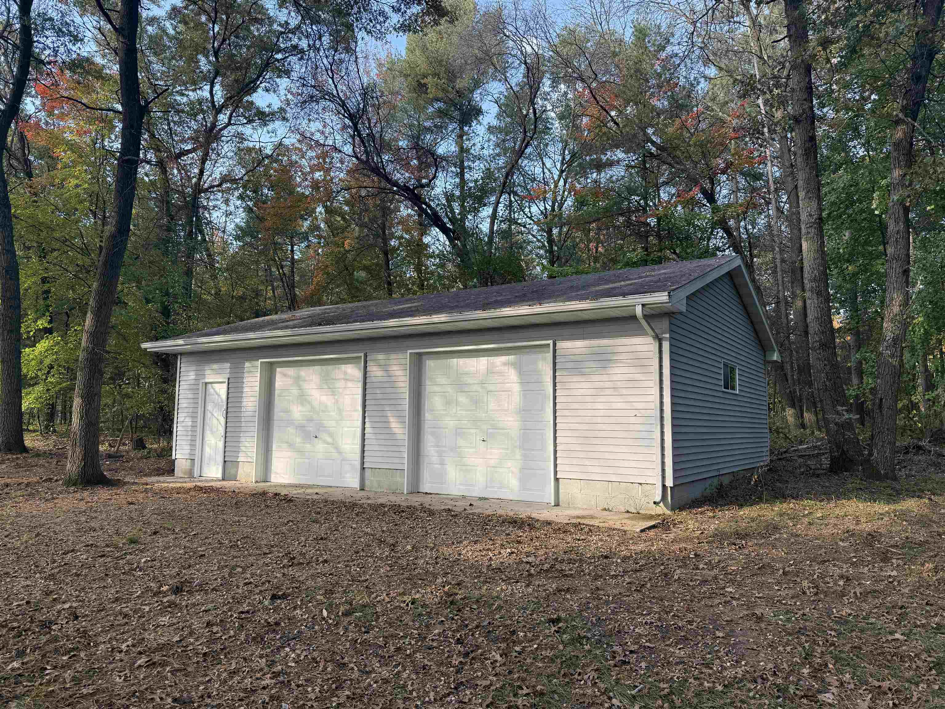 Pioneer Road Property Photo 1