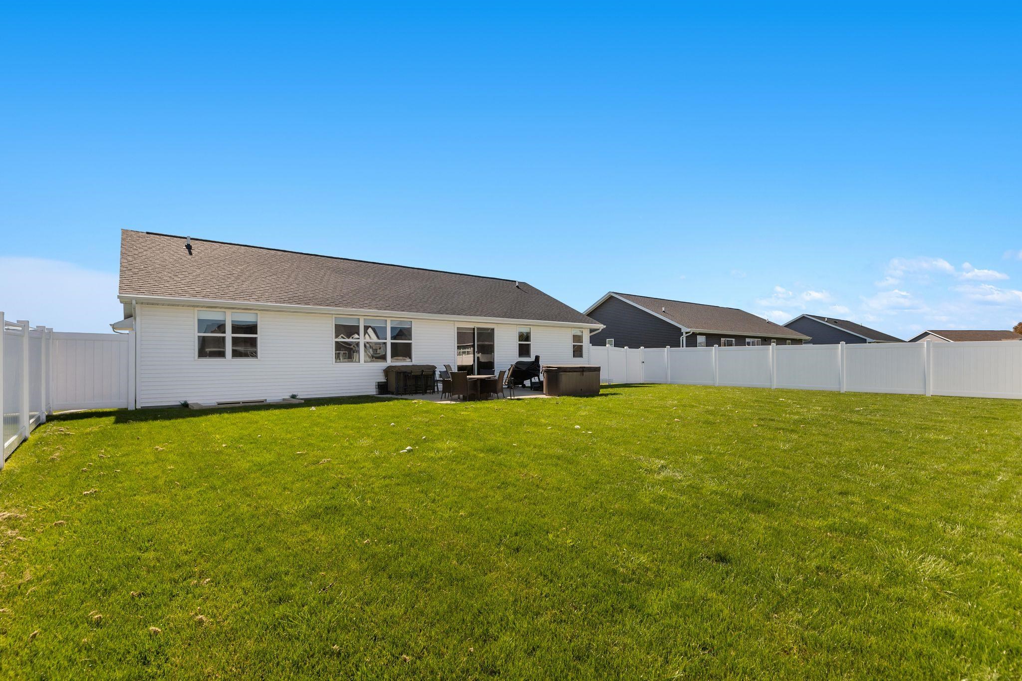3424 E Rubyred Drive Property Photo 29