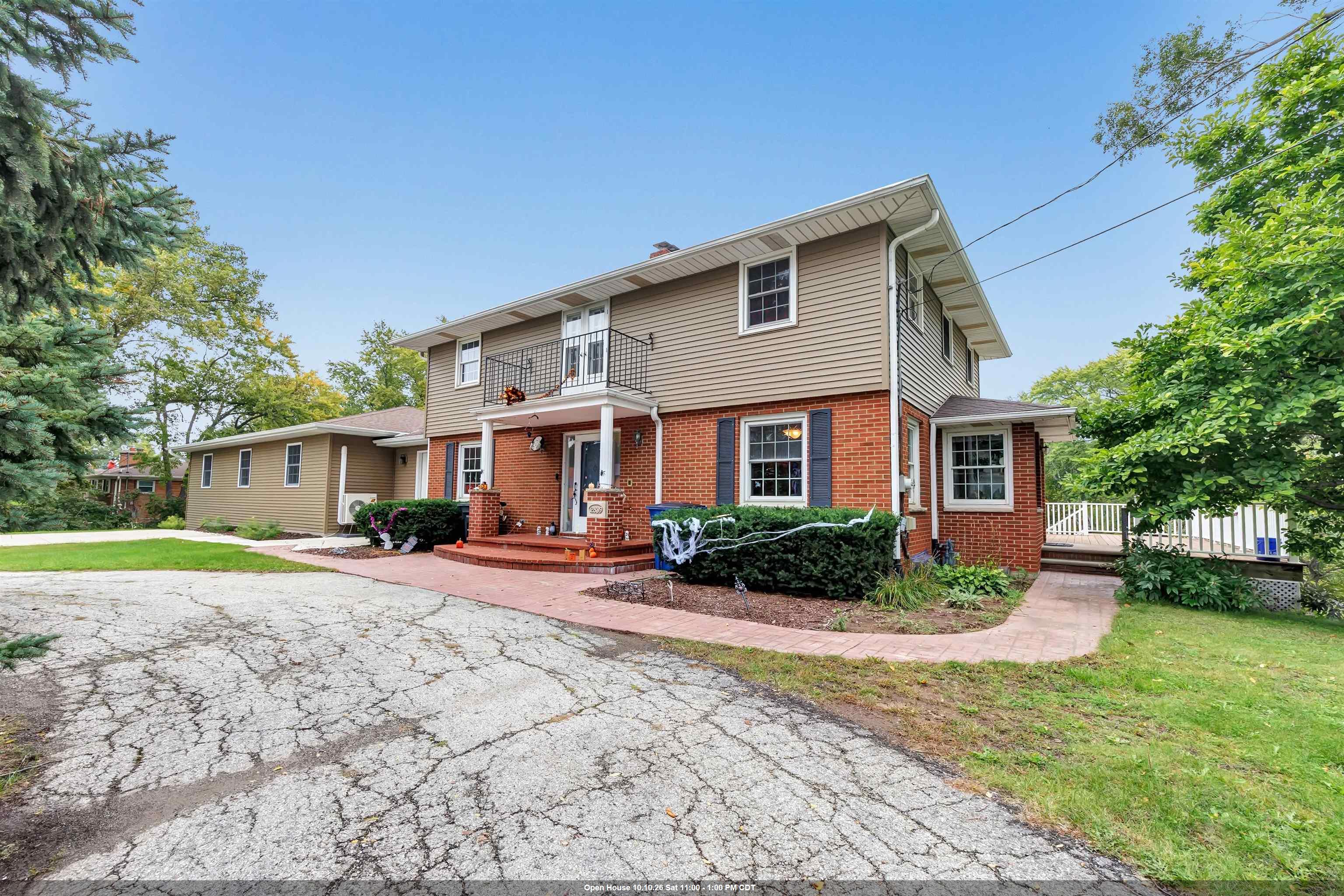 2839 S Broadway Property Photo 1