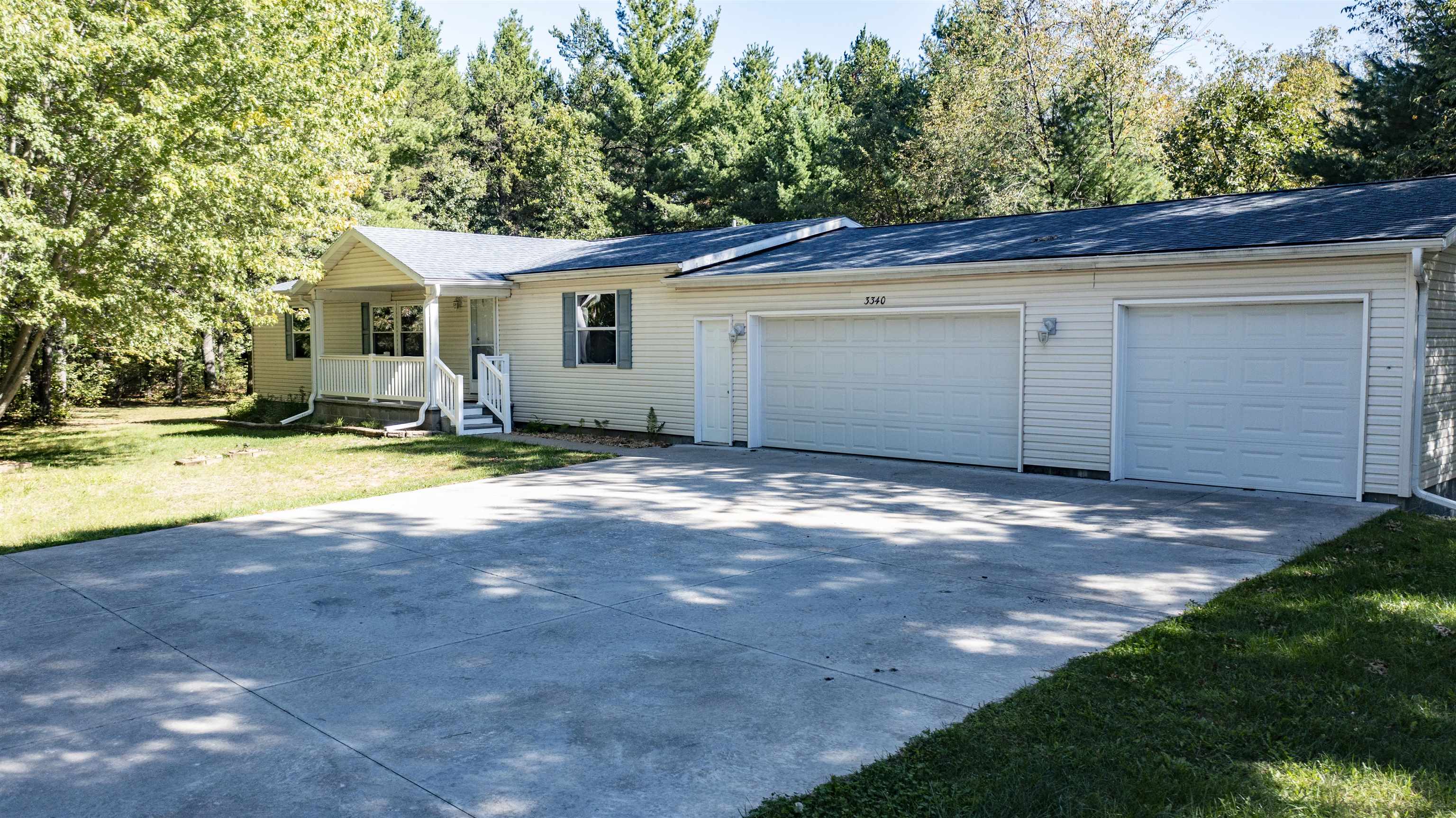 3340 Jackson Avenue Property Photo 1