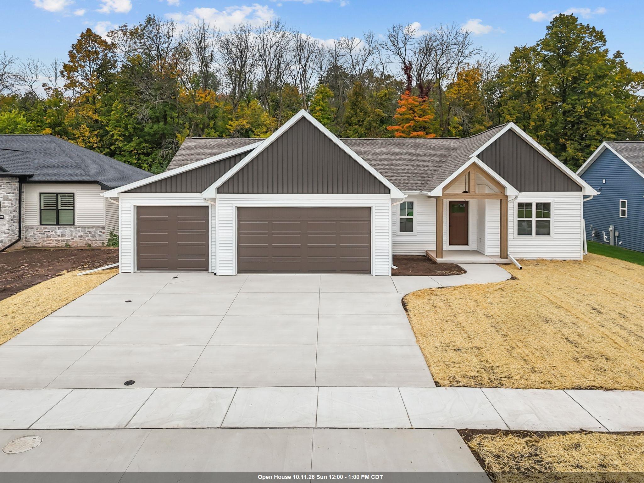 N9285 Constellation Drive Property Photo 1