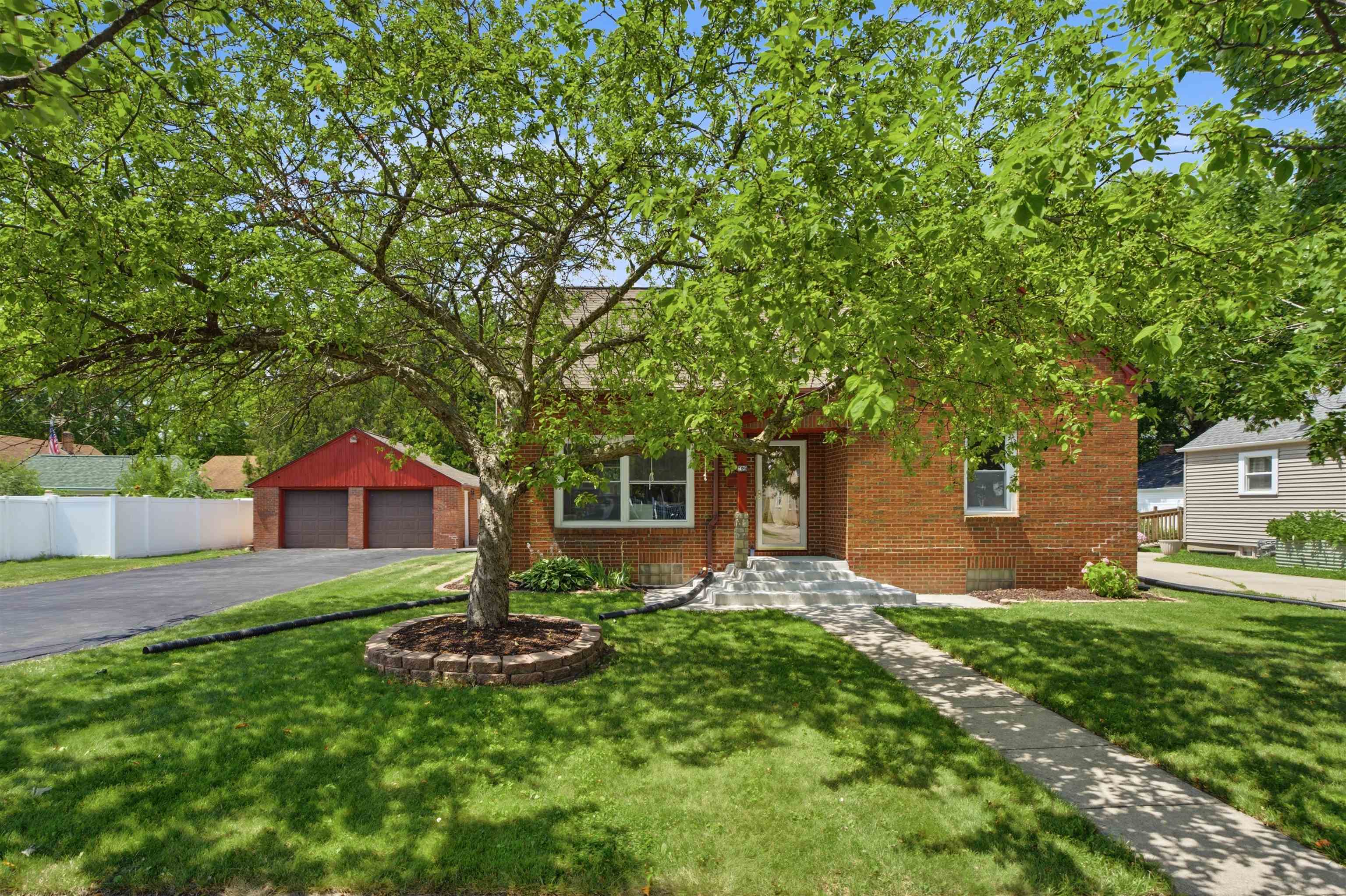 708 State Street Property Photo 1