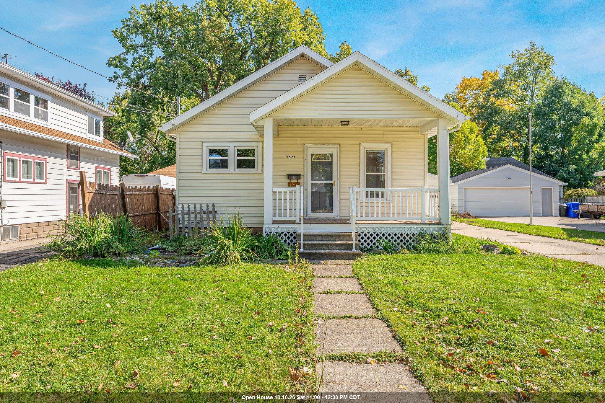 1561 W Prospect Avenue Property Photo 1