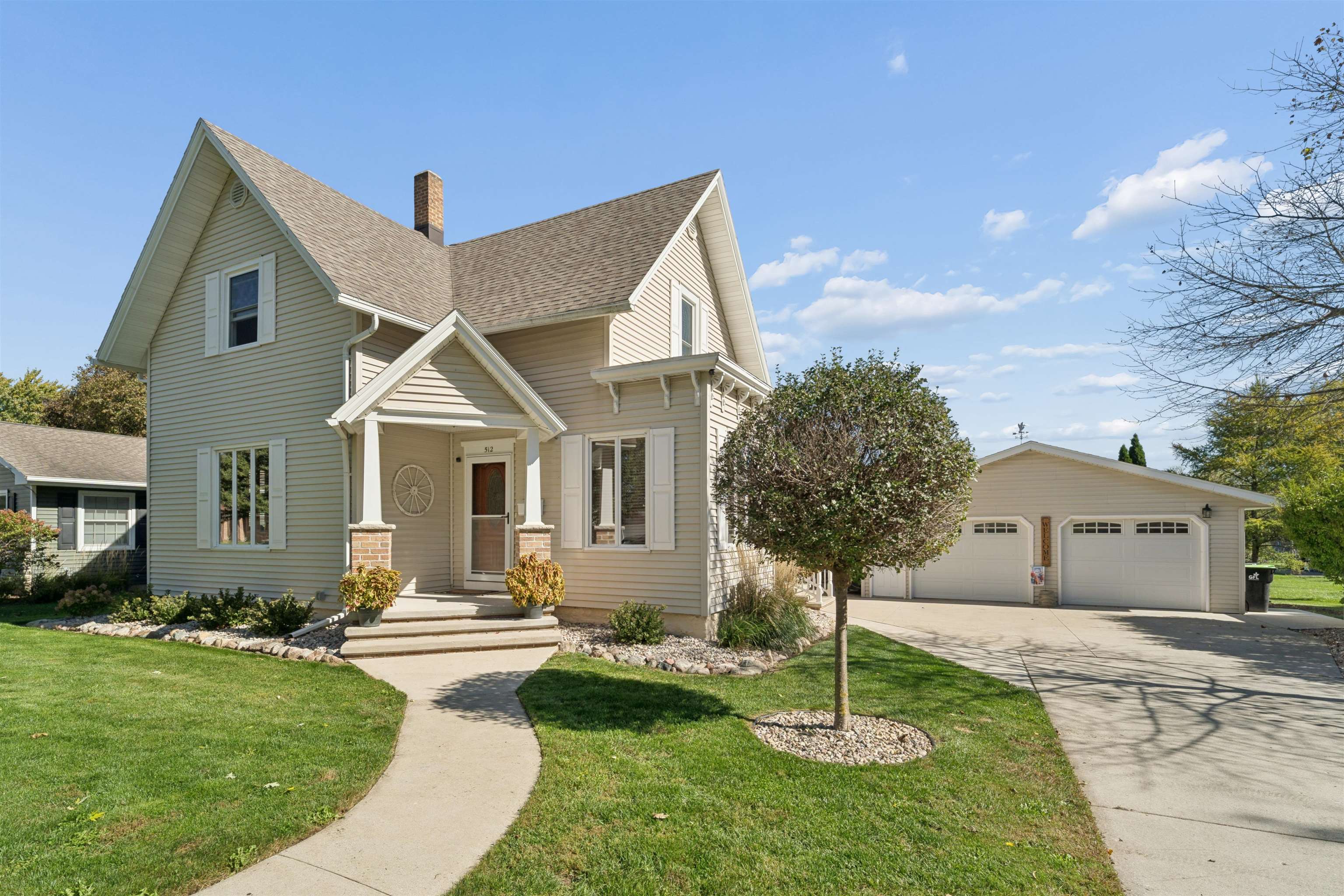 512 Spring Street Property Photo 1