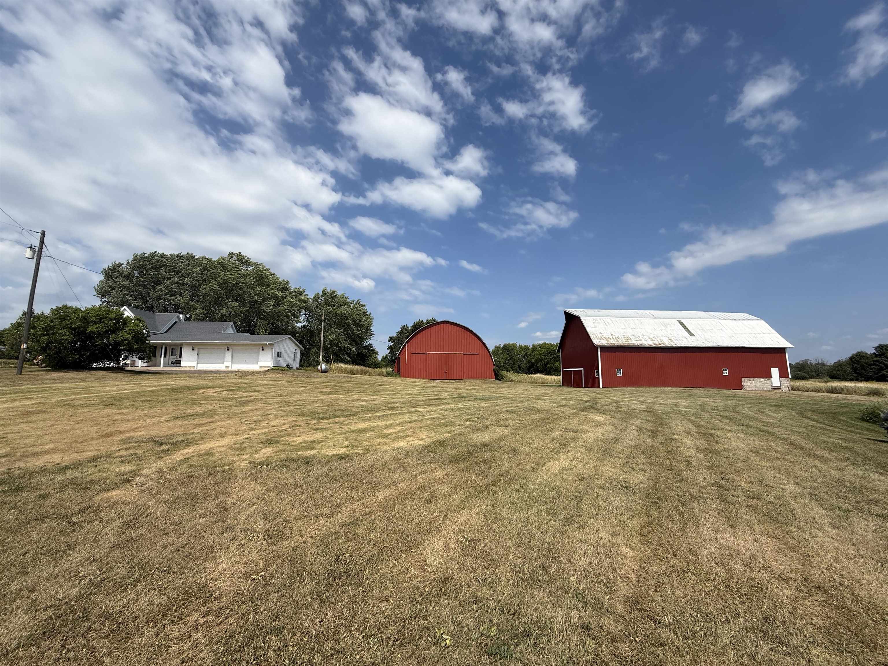 N14386 Townline Road Property Photo 1