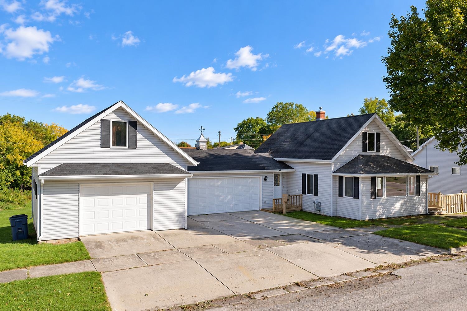 316 Beardsley Street Property Photo 1