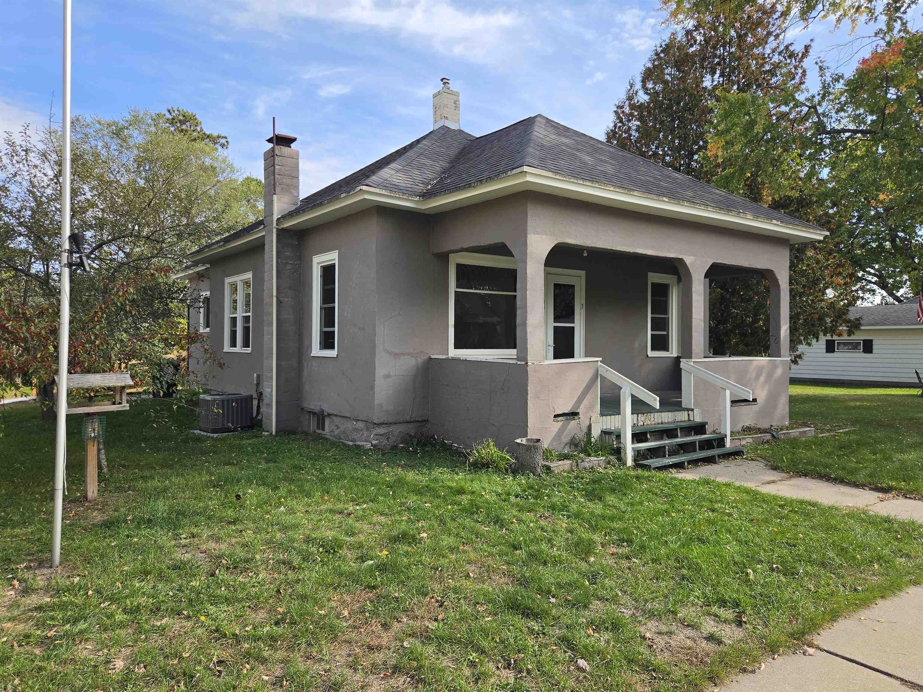 403 Horne Street Property Photo 1