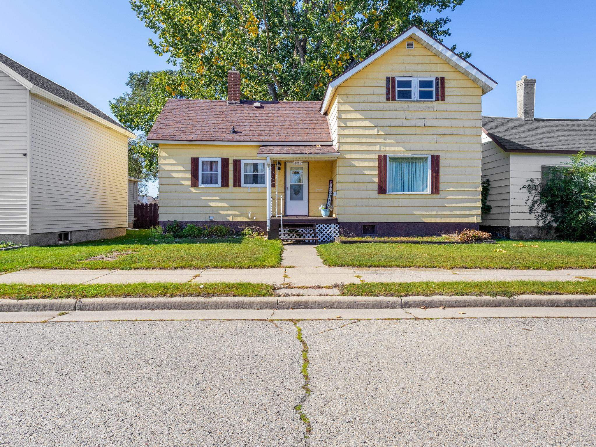 1035 Shields Street Property Photo 1