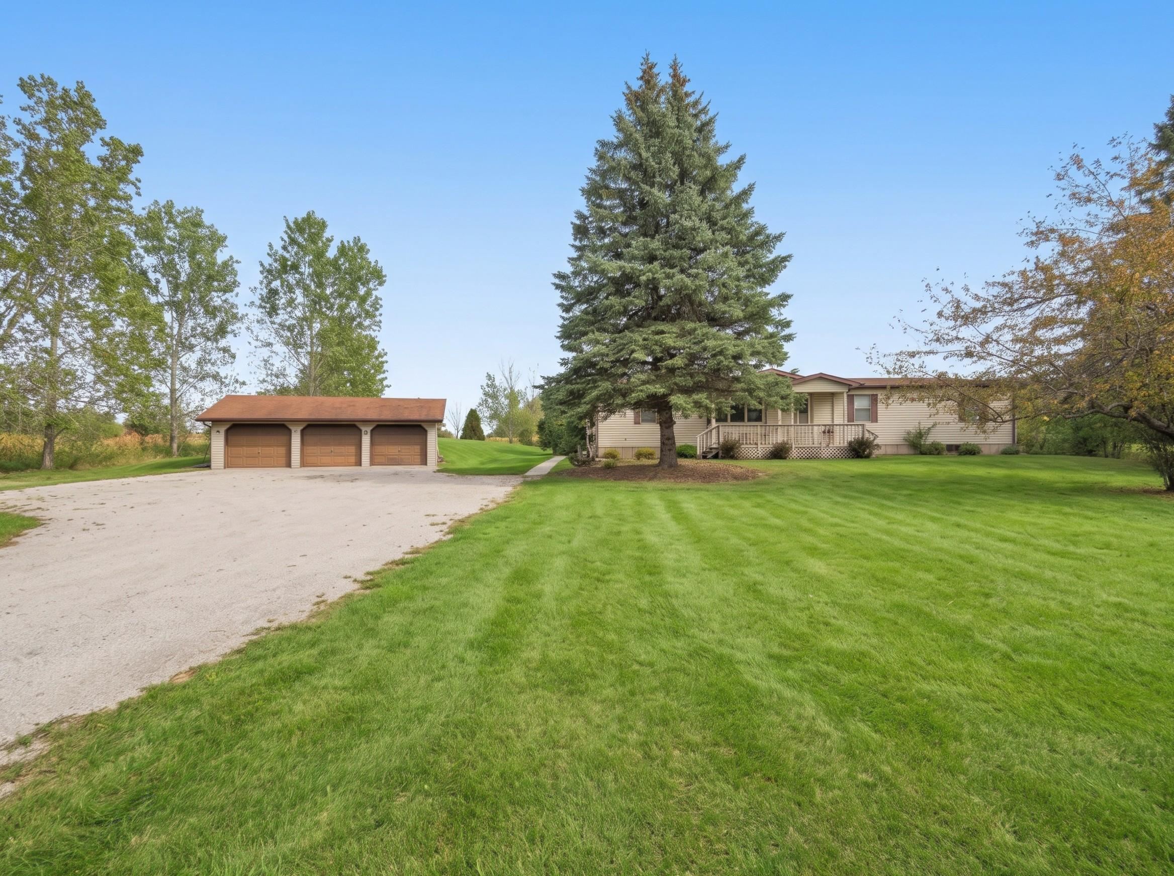 10405 Cth Jj Property Photo 1