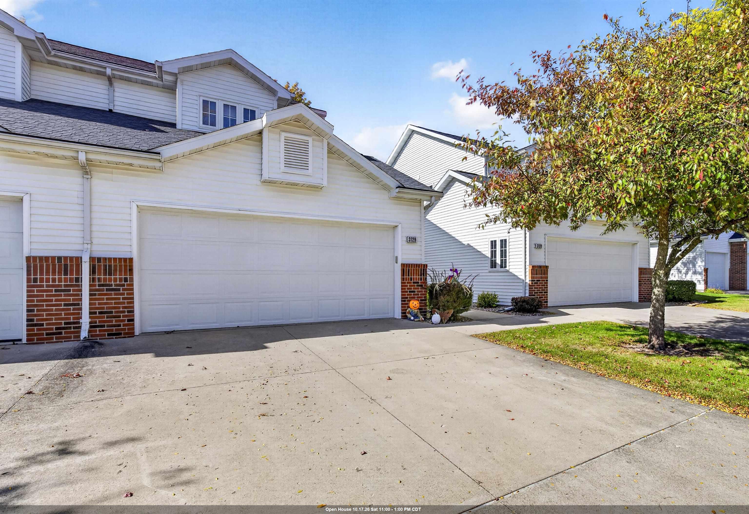 3129 N Mistwood Lane Property Photo 1