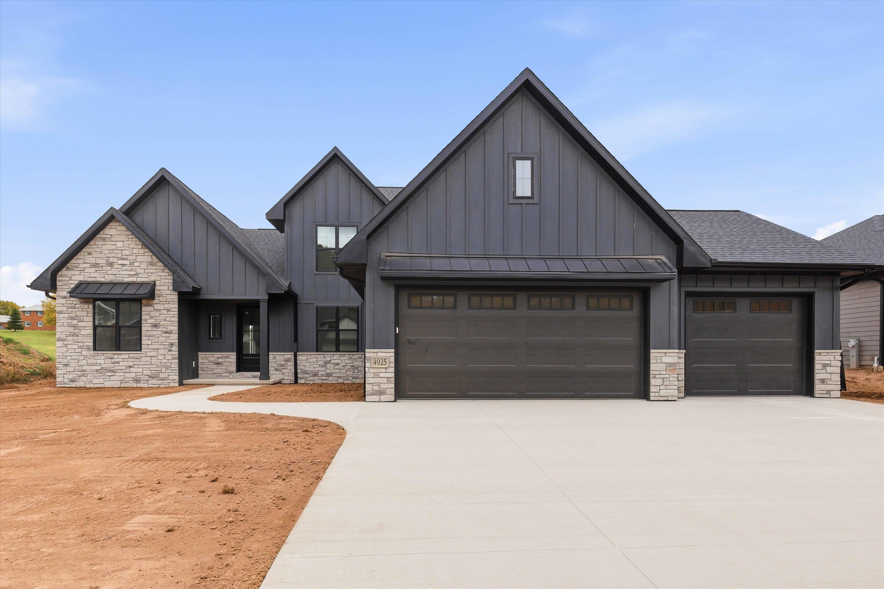 4925 Big Sky Pass Property Photo 1