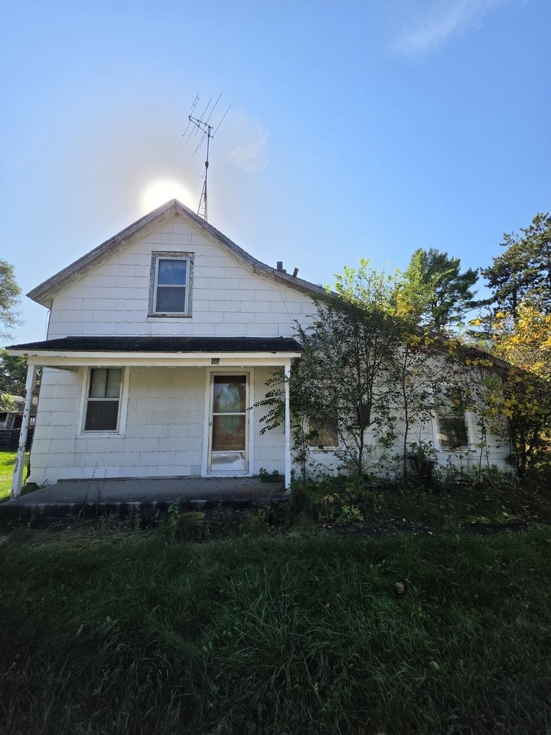 207 Water Street Property Photo 1
