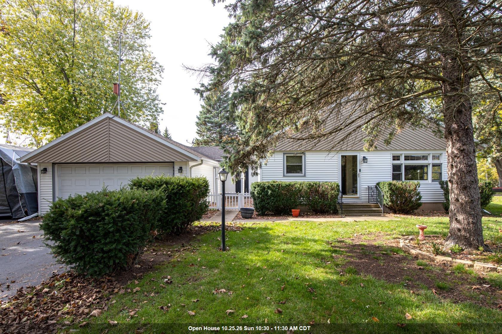 6579 Spruce Lane Property Photo 1