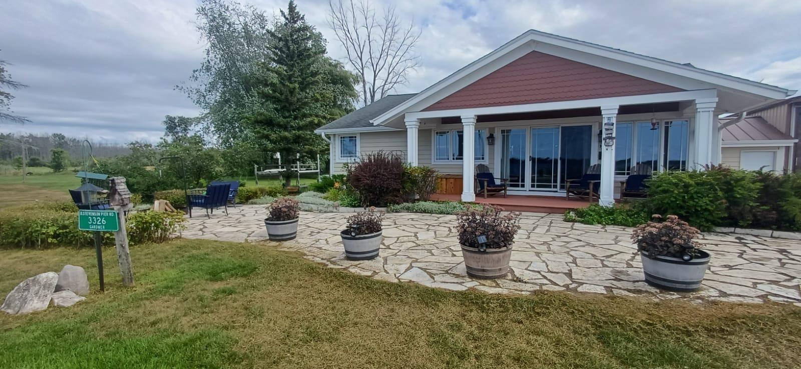 3326 Stevenson Pier Road Property Photo 1